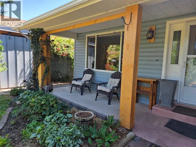 425 3RD AVENUE, Keremeos 2