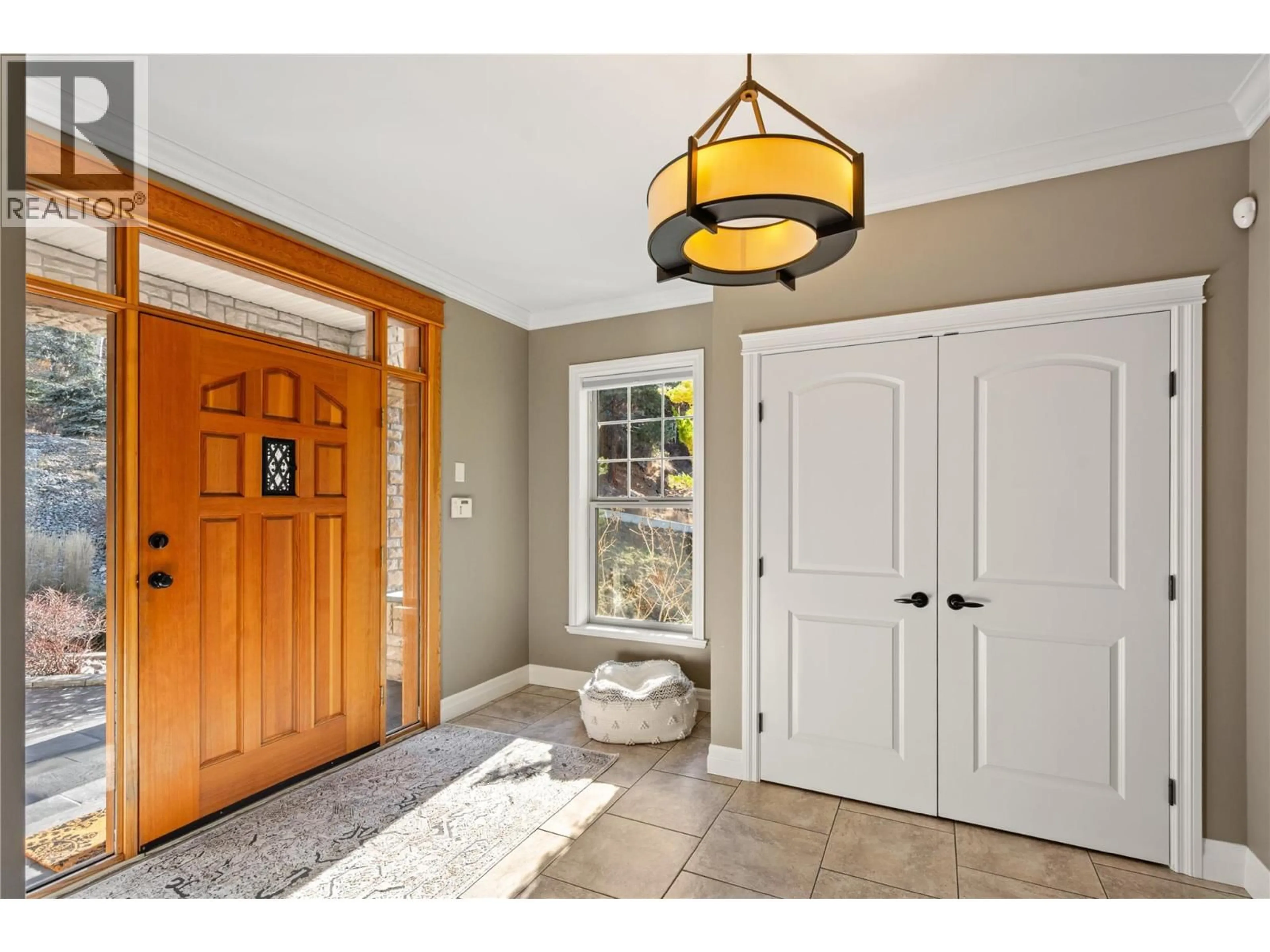 Indoor entryway for 159 CHRISTIE MOUNTAIN LANE, Okanagan Falls British Columbia V0H1R3