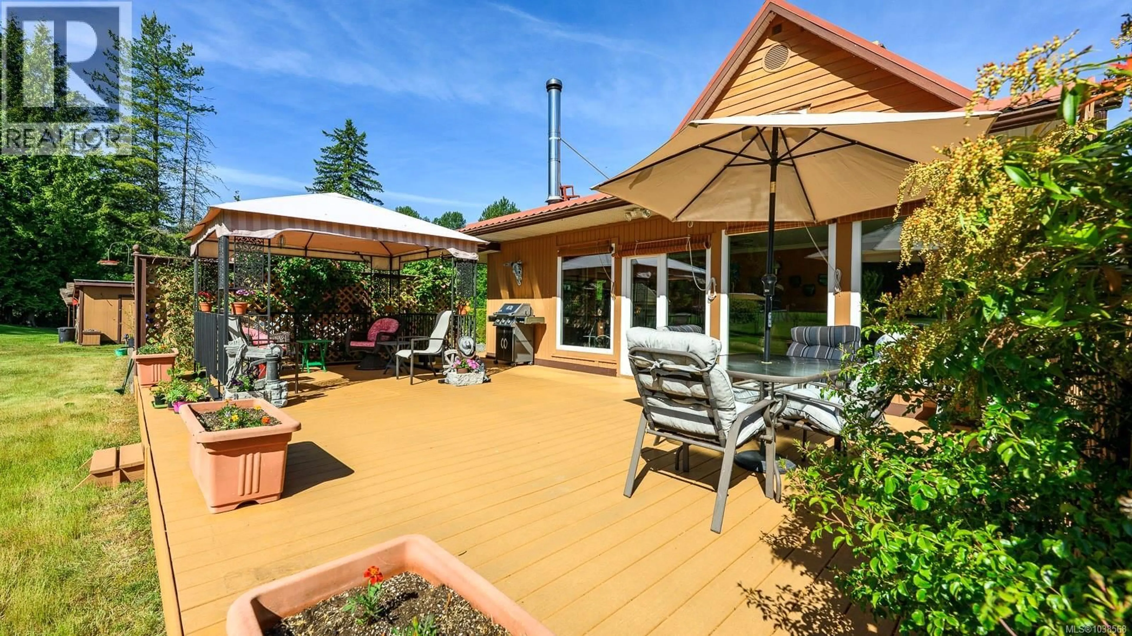 Patio, unknown for 2924 BAIRD ROAD, Courtenay British Columbia V9N9N6