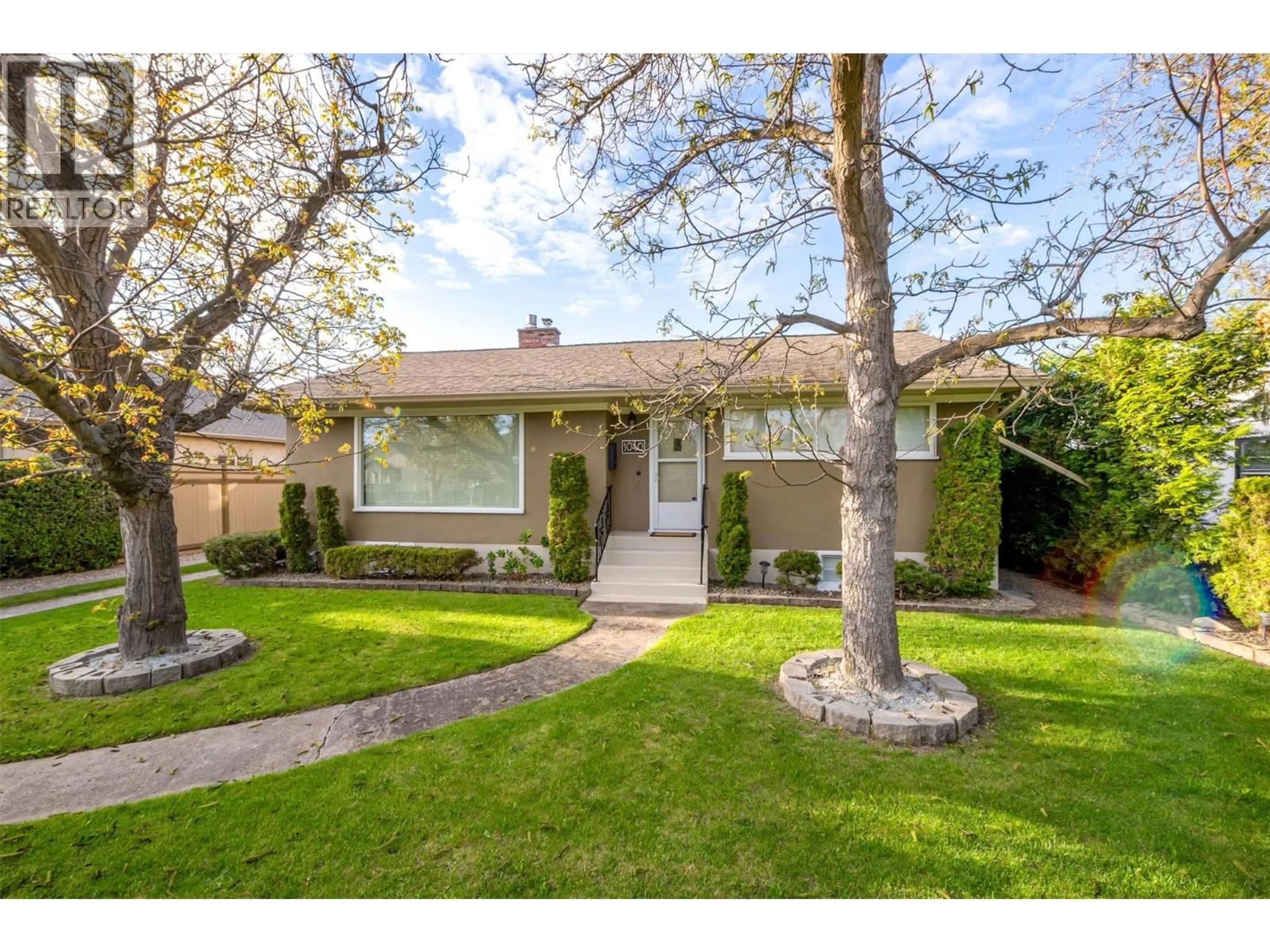 Unknown for 1040 LAURIER AVENUE, Kelowna British Columbia V1Y6B1