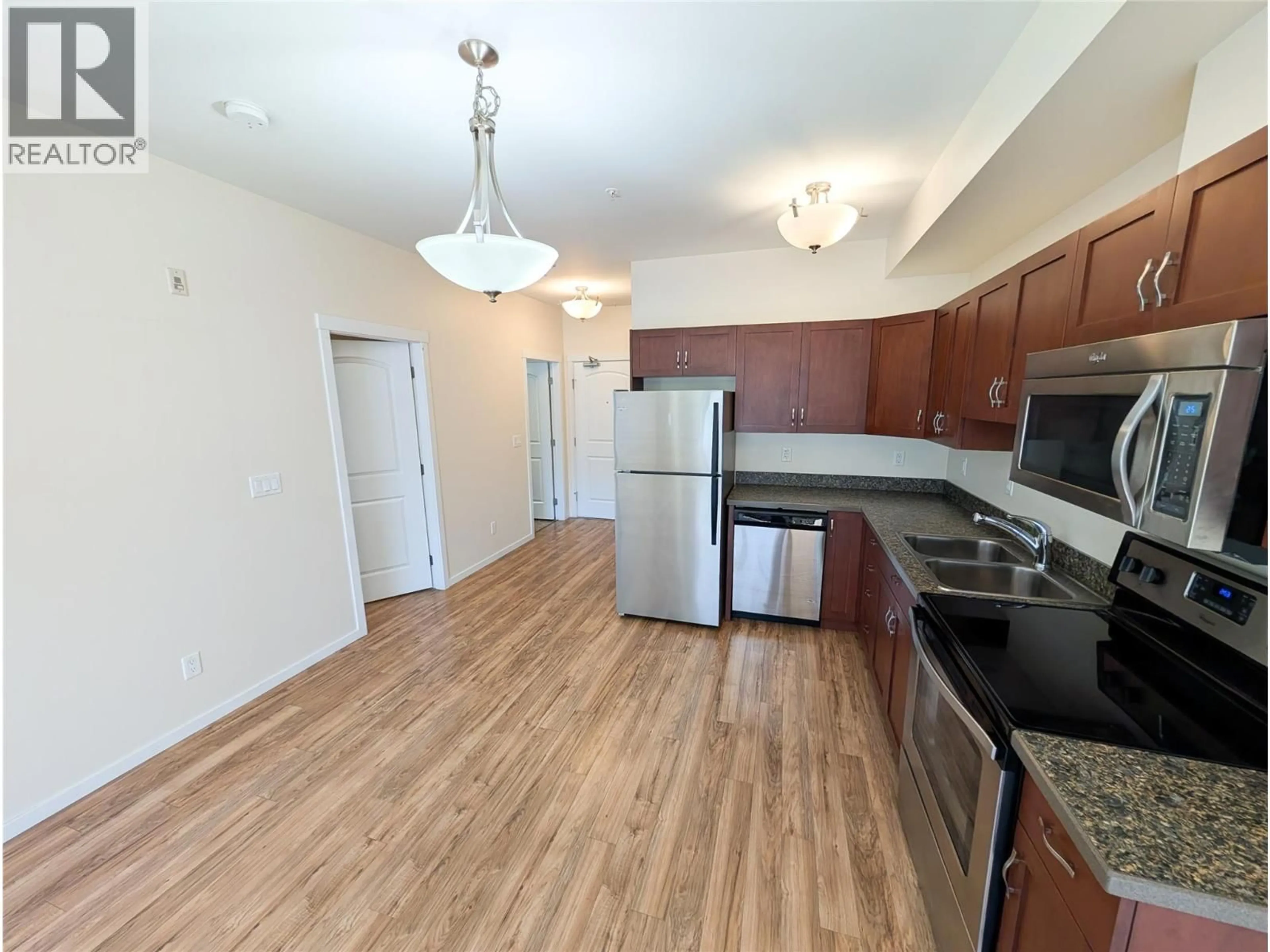 Standard kitchen, unknown for 209 - 429 ST PAUL STREET, Kamloops British Columbia V2C2J7