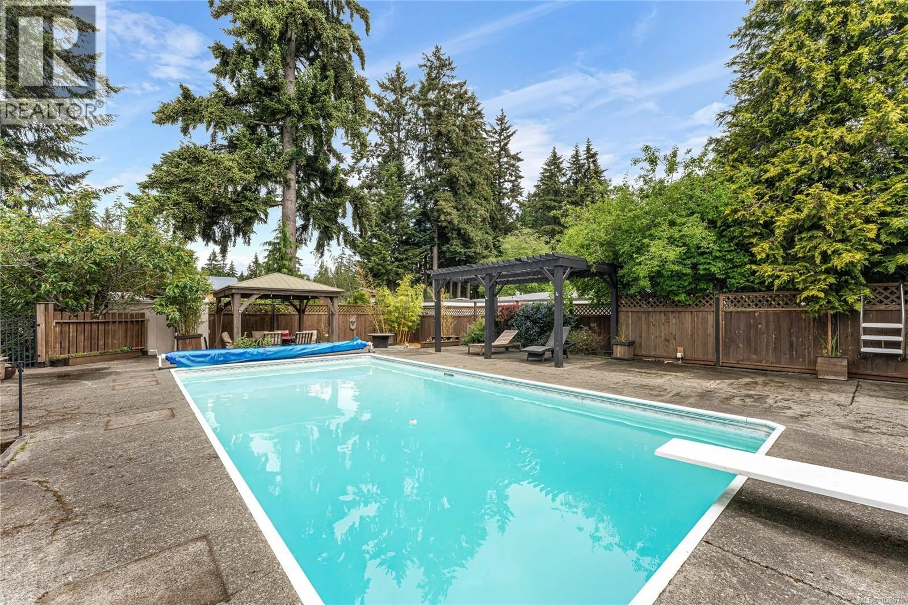 Pool for 2280 ALDEANE AVENUE, Colwood British Columbia V9B2C7