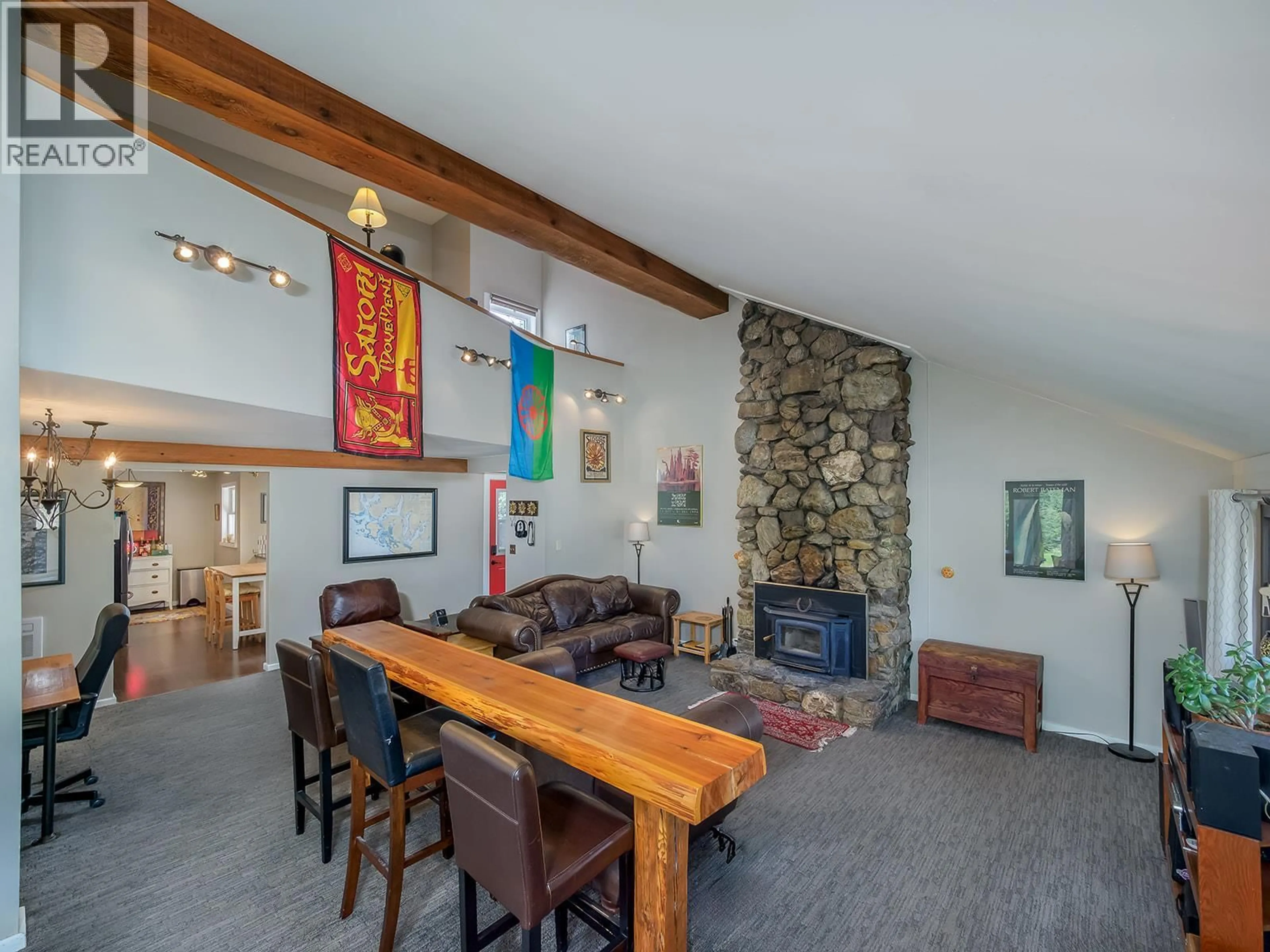 Living room with furniture, unknown for 2468 GOLDEN DONALD UPPER ROAD, Golden British Columbia V0A1H1