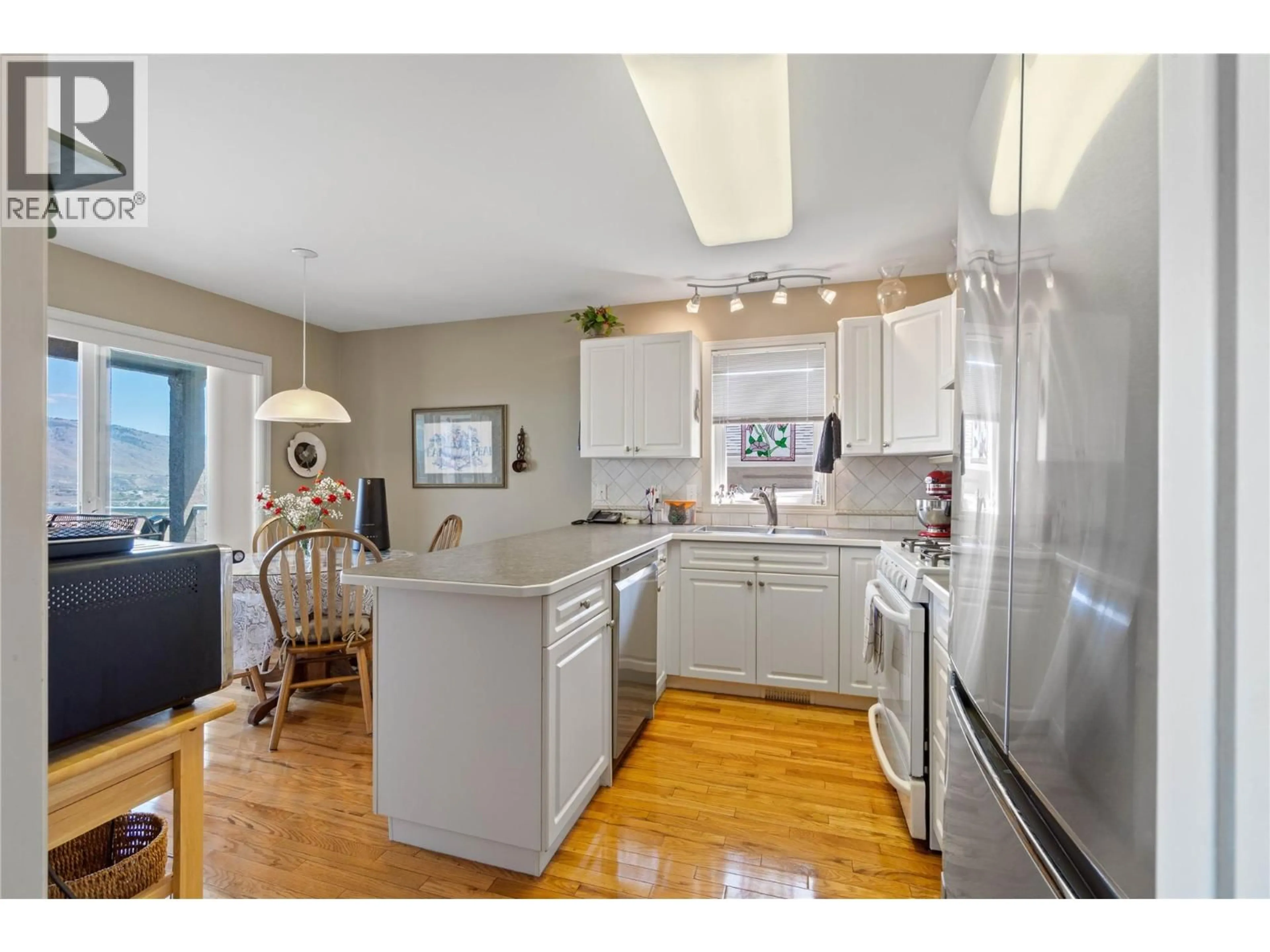 Open concept kitchen, unknown for 20 - 255 PEMBERTON TERRACE, Kamloops British Columbia V2C6R2