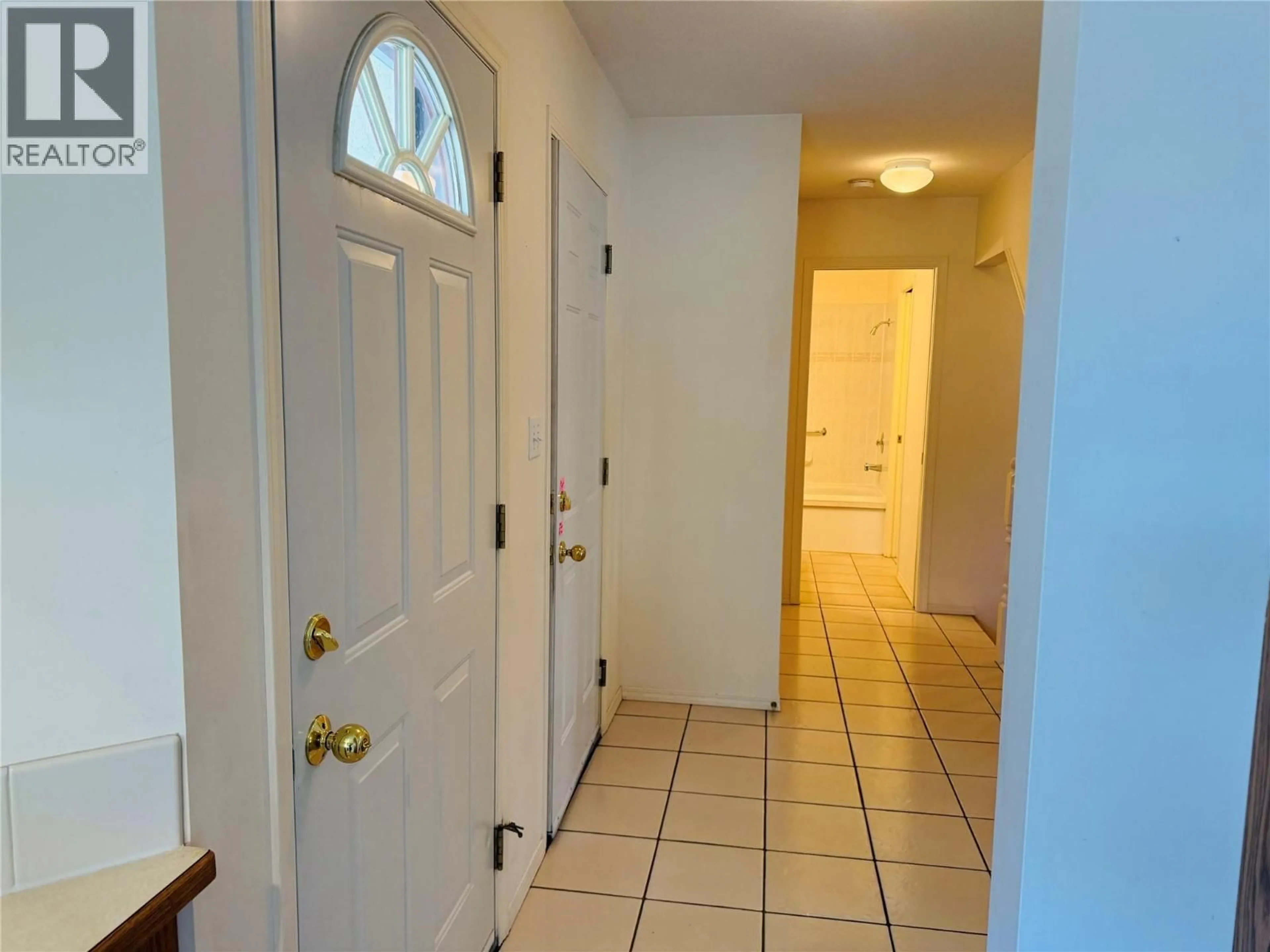 Indoor entryway for 5042 RIVERVIEW ROAD, Fairmont Hot Springs British Columbia V0B1L1