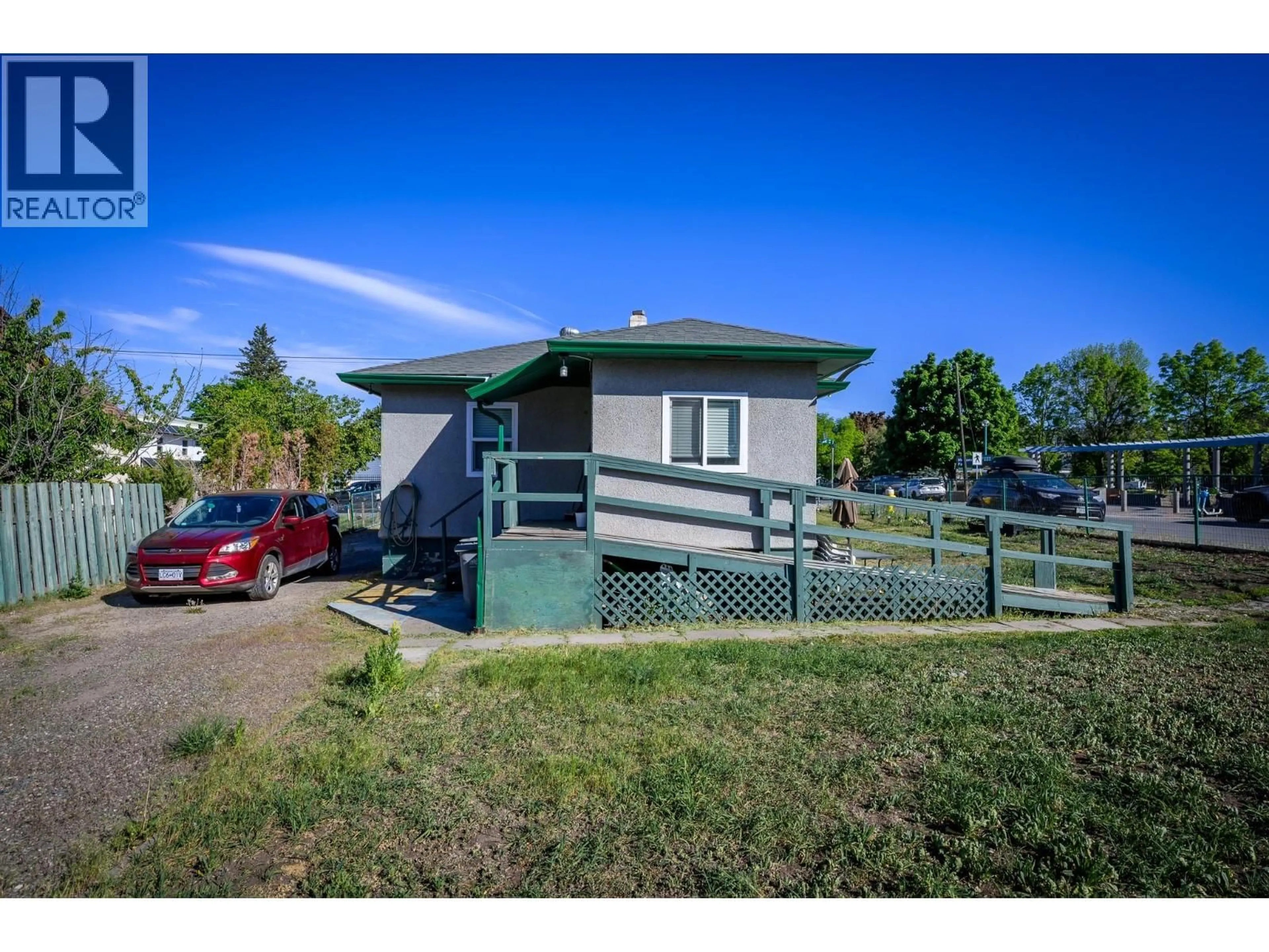 A pic from outside/outdoor area/front of a property/back of a property/a pic from drone, unknown for 164 HOLWAY STREET, Kamloops British Columbia V2B4A4