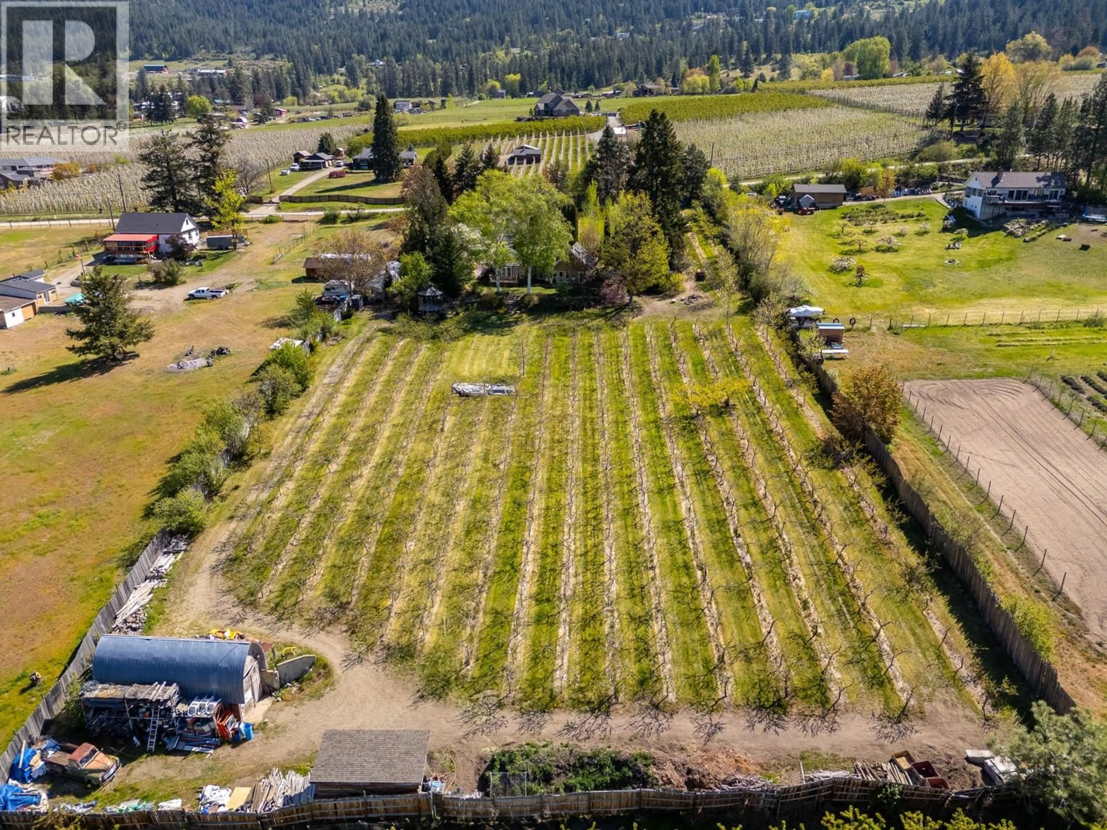 A pic from outside/outdoor area/front of a property/back of a property/a pic from drone, unknown for 14924 MIDDLE BENCH ROAD, Lake Country British Columbia V4V2C4