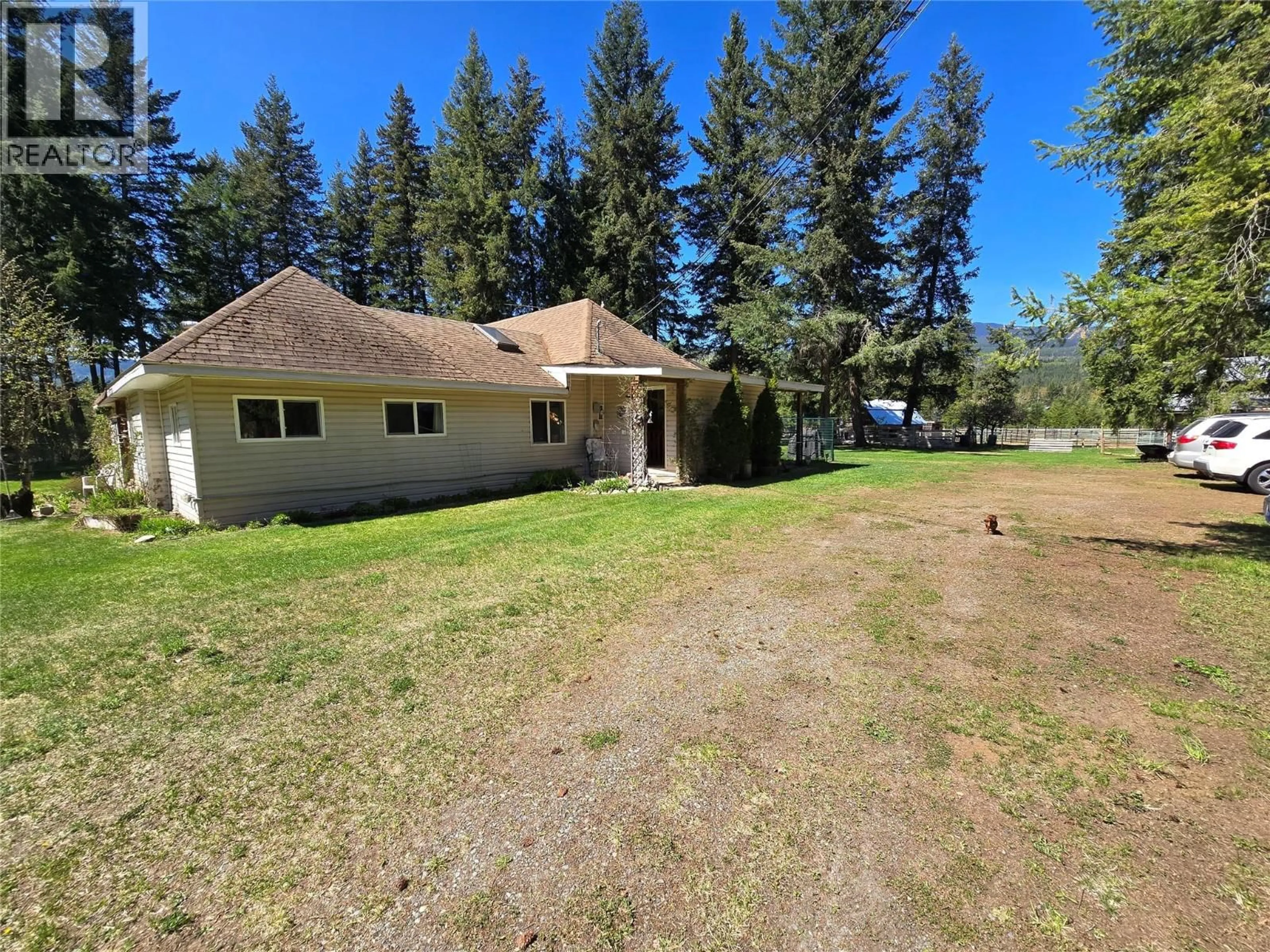A pic from outside/outdoor area/front of a property/back of a property/a pic from drone, unknown for 309 OLD NORTH THOMPSON HIGHWAY, Clearwater British Columbia V0E1N2