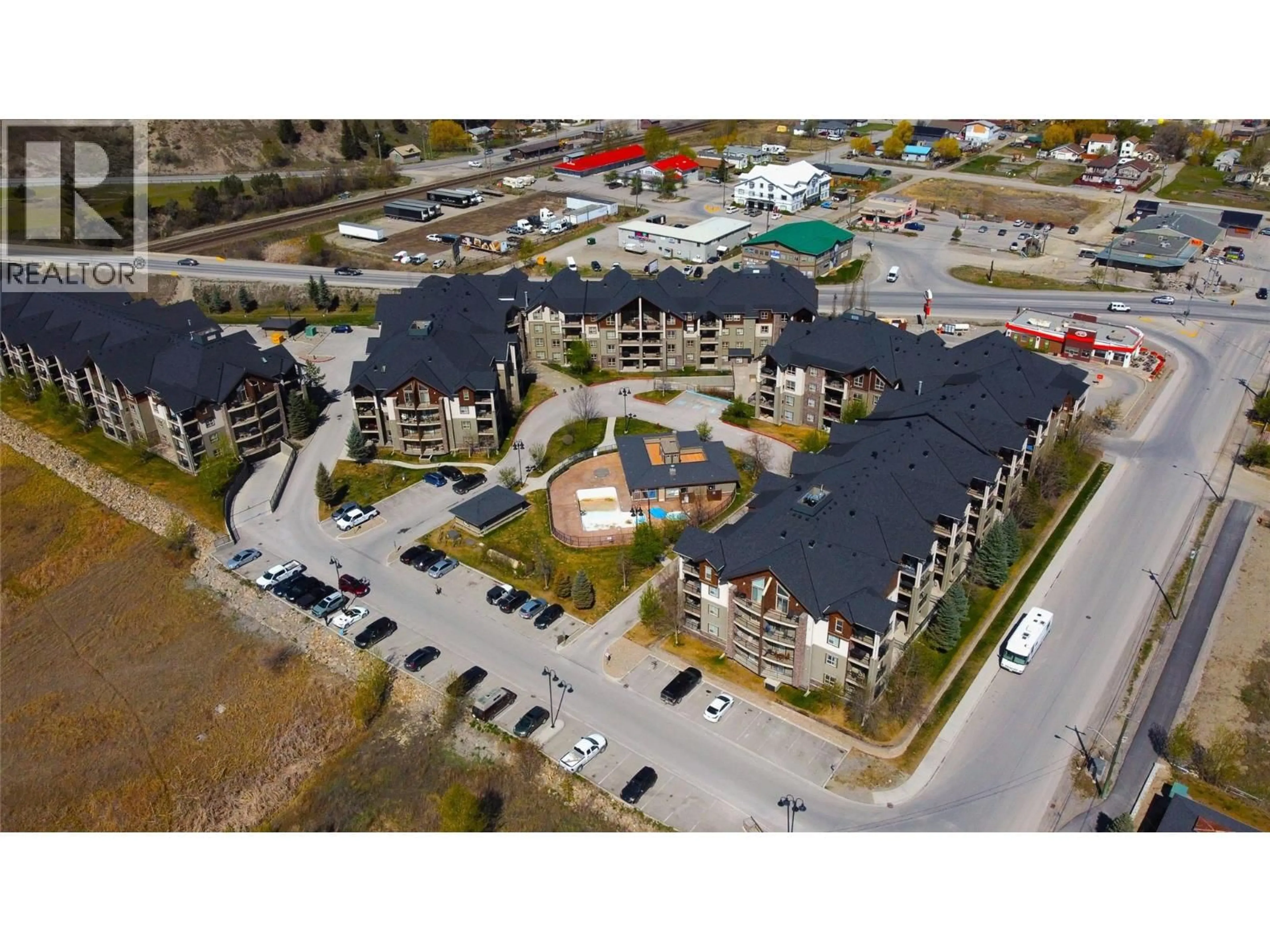A pic from outside/outdoor area/front of a property/back of a property/a pic from drone, unknown for 3117 - 205 THIRD AVENUE, Invermere British Columbia V0A1K7