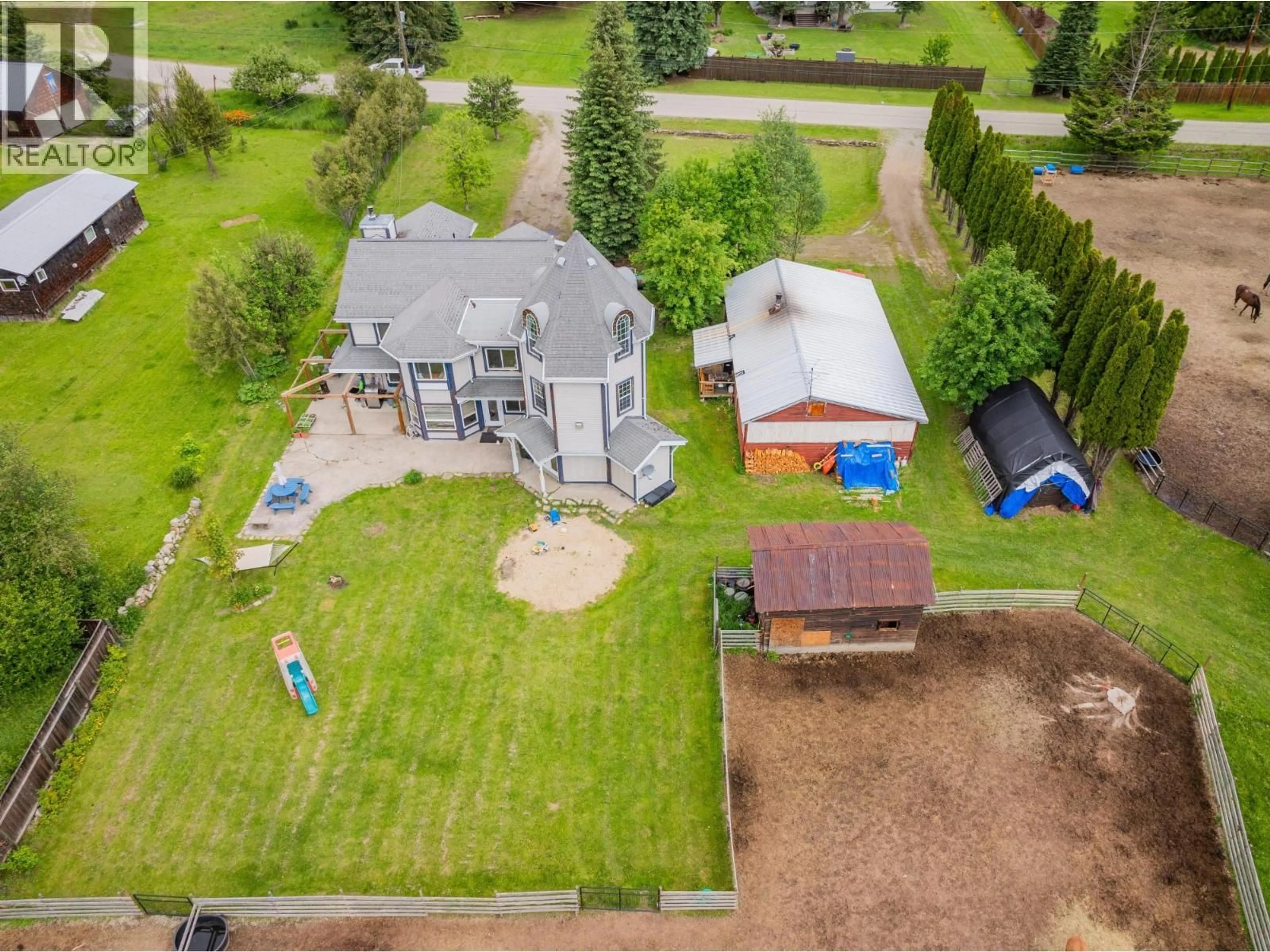 A pic from outside/outdoor area/front of a property/back of a property/a pic from drone, unknown for 3452 CEMETERY ROAD, Krestova British Columbia V0G1H2