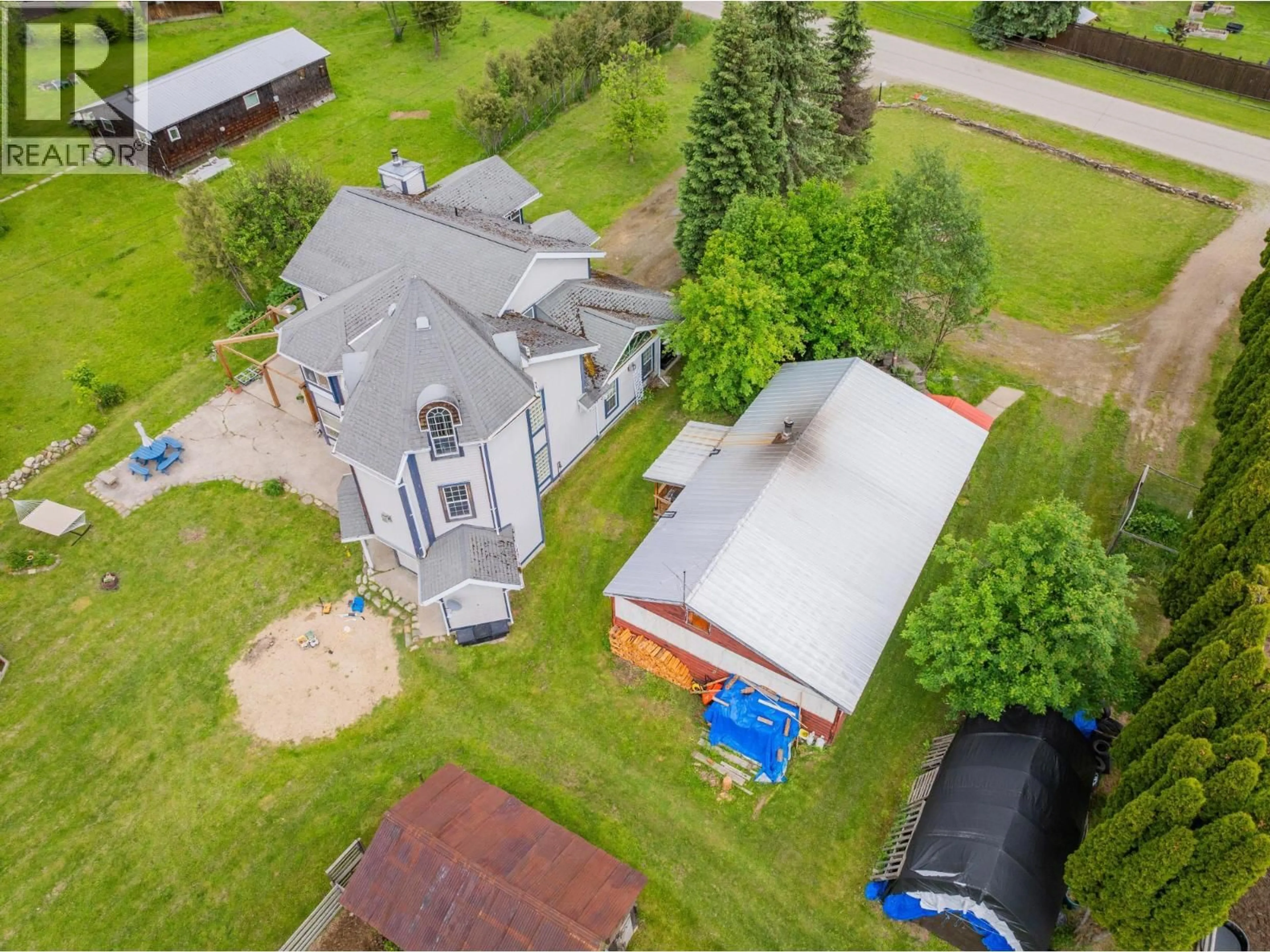 A pic from outside/outdoor area/front of a property/back of a property/a pic from drone, building for 3452 CEMETERY ROAD, Krestova British Columbia V0G1H2
