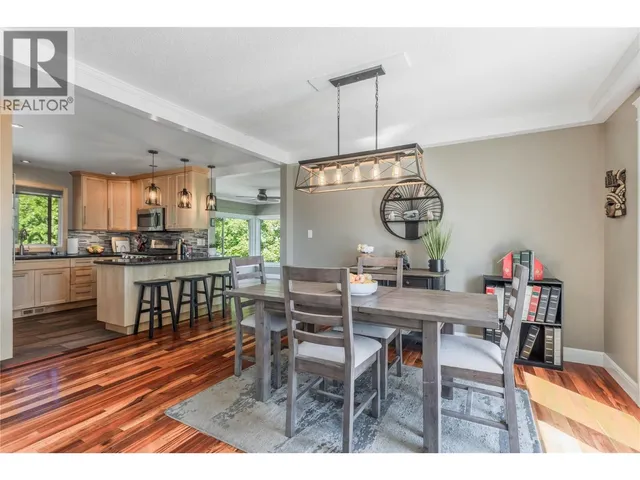 10217 GIANTS HEAD ROAD, Summerland 5