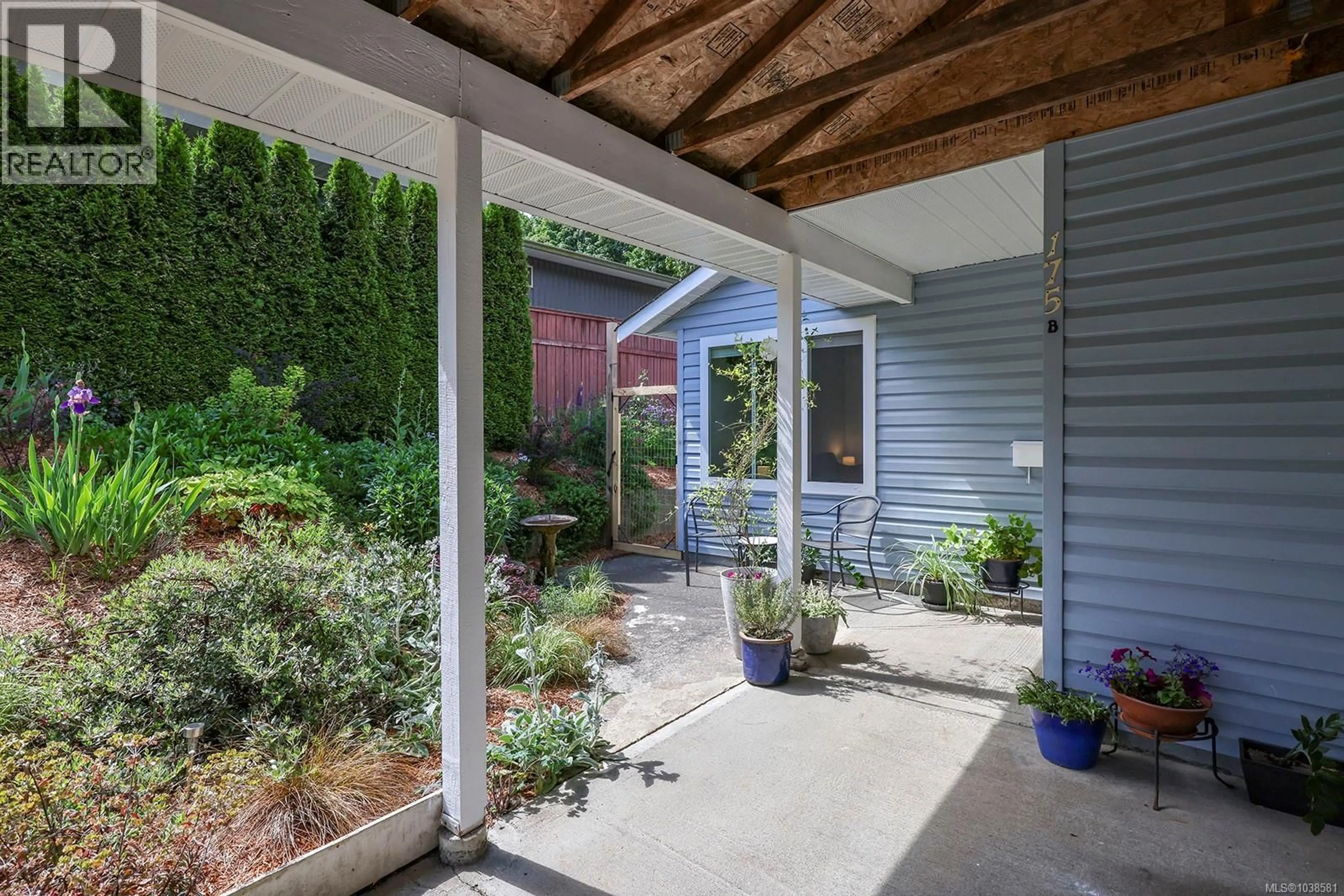 Patio, street for B - 175 WILLEMAR AVENUE, Courtenay British Columbia V9N3L3
