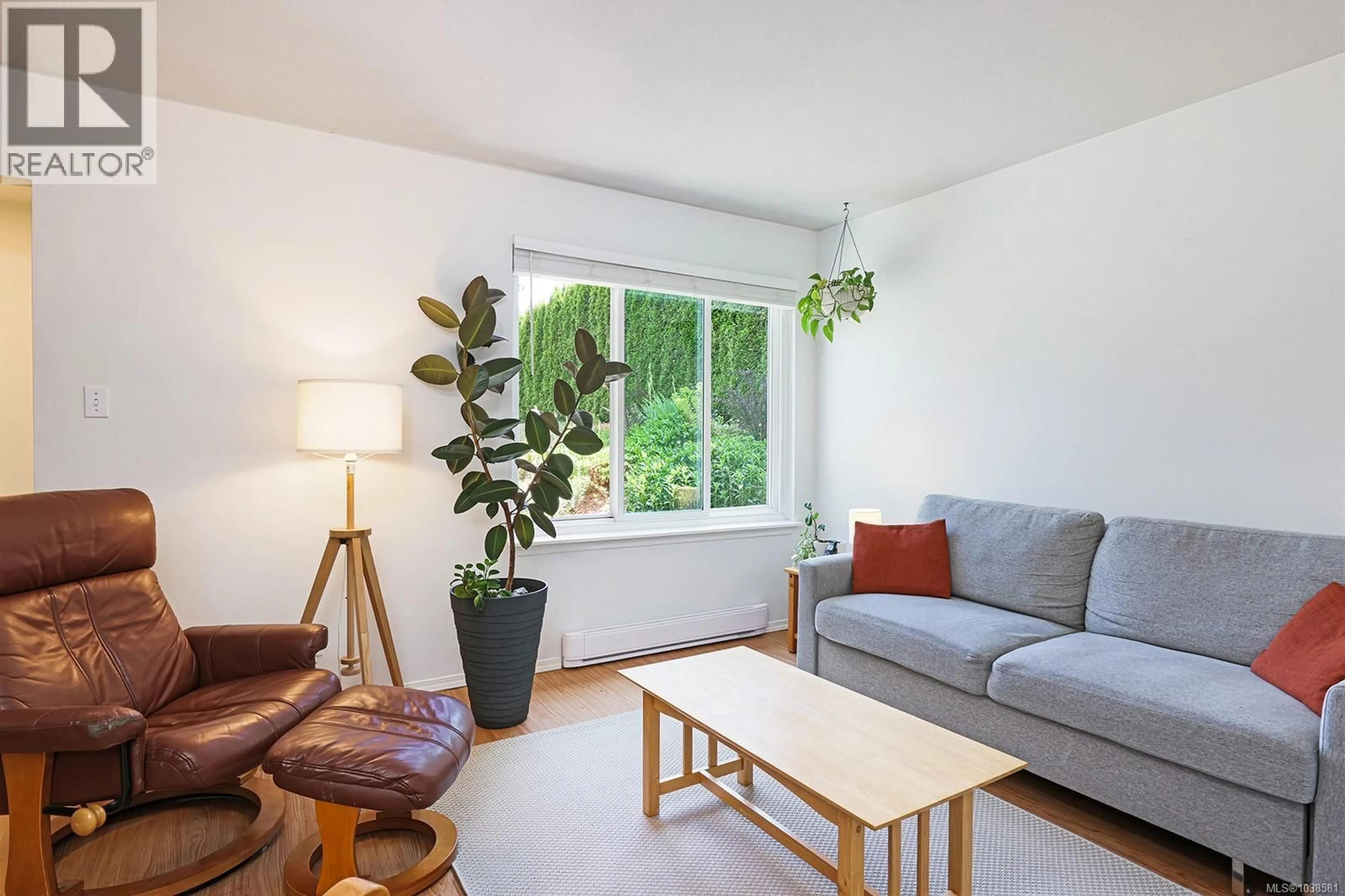 Living room with furniture, unknown for B - 175 WILLEMAR AVENUE, Courtenay British Columbia V9N3L3