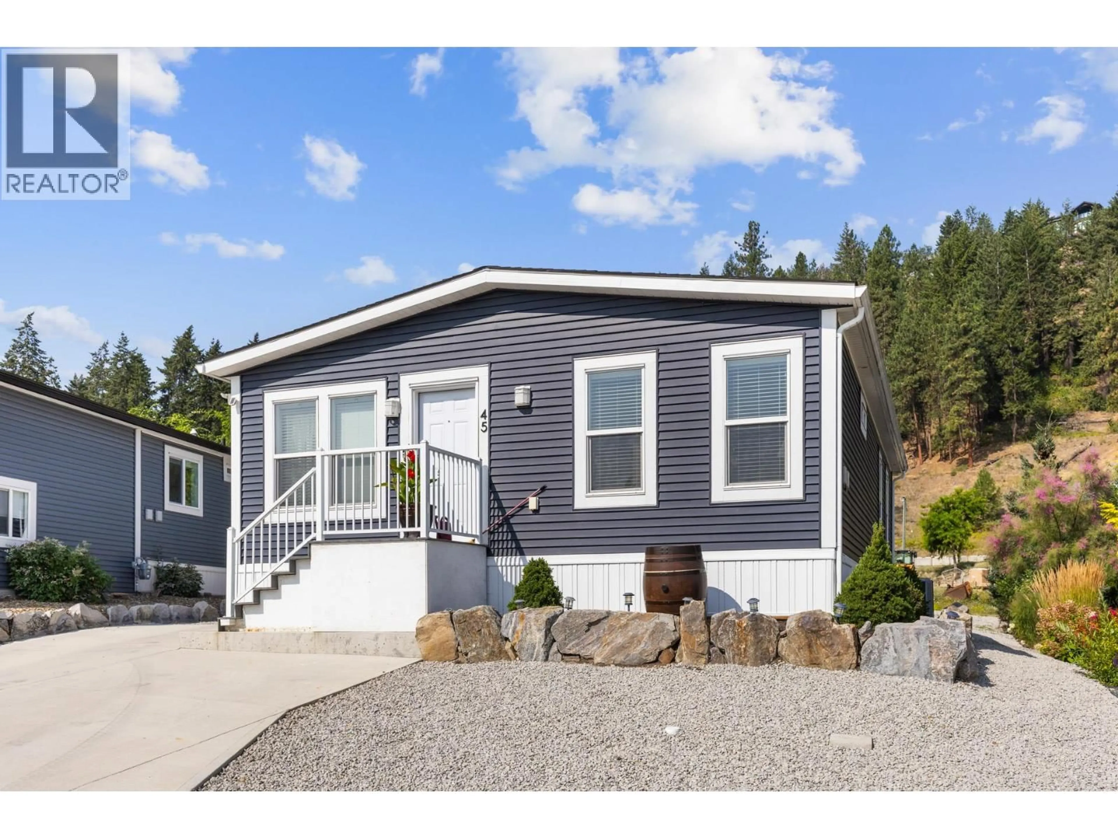 Home with vinyl exterior material, unknown for 45 - 1835 NANCEE WAY COURT, West Kelowna British Columbia V1Z4C1