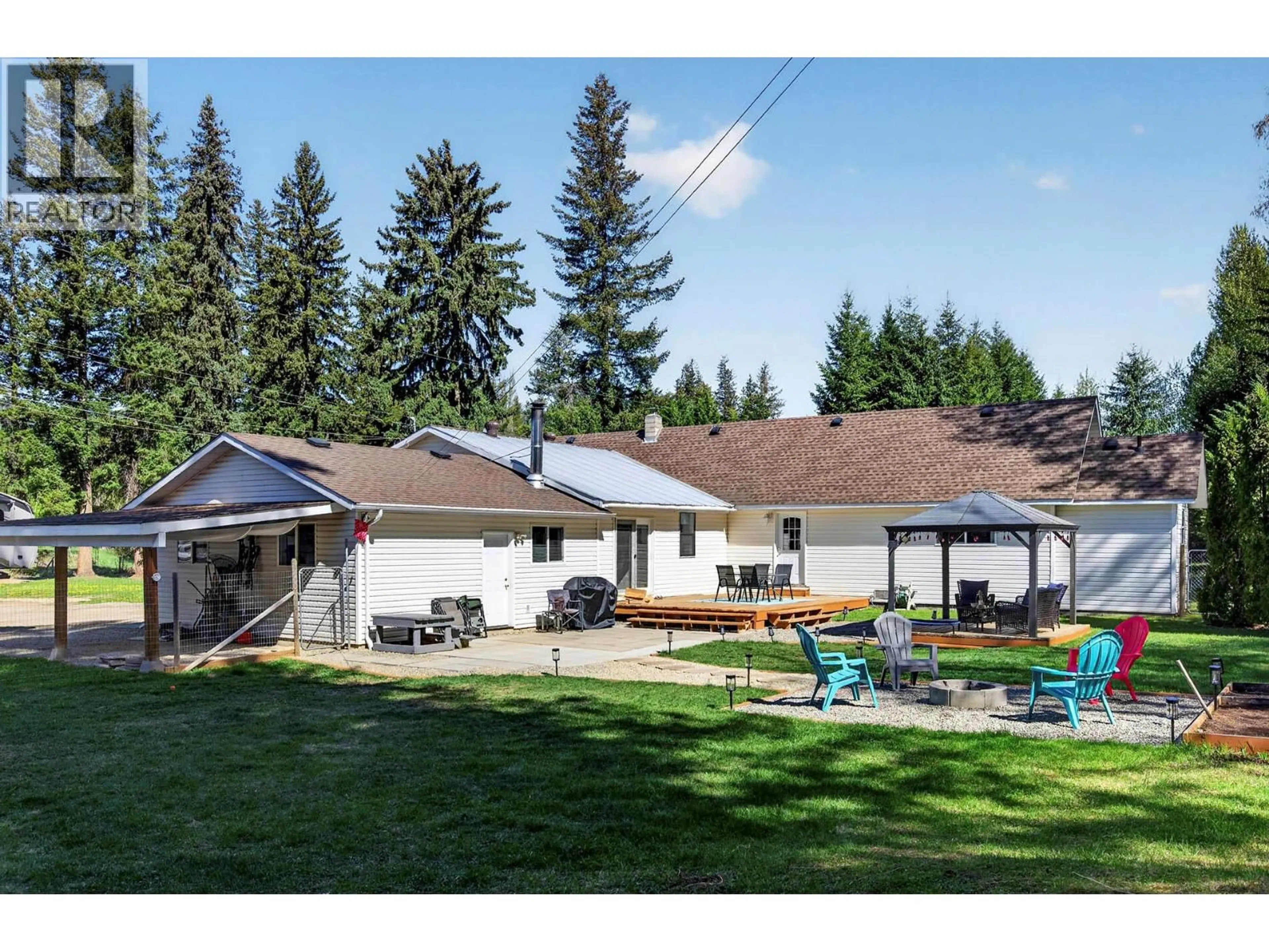 A pic from outside/outdoor area/front of a property/back of a property/a pic from drone, mountain view for 106E OLD N THOMPSON HIGHWAY, Clearwater British Columbia V0E1N2