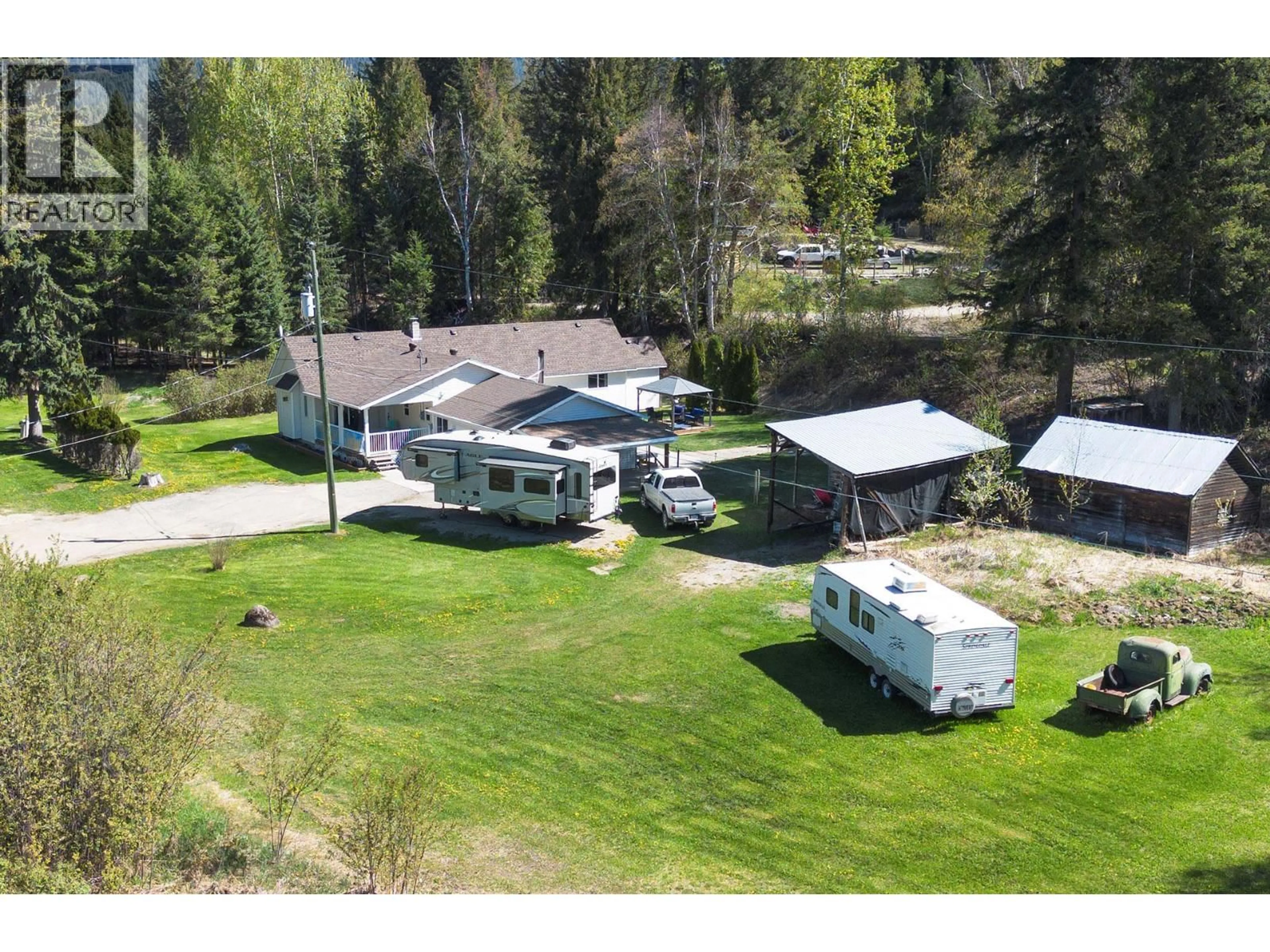 A pic from outside/outdoor area/front of a property/back of a property/a pic from drone, unknown for 106E OLD N THOMPSON HIGHWAY, Clearwater British Columbia V0E1N2