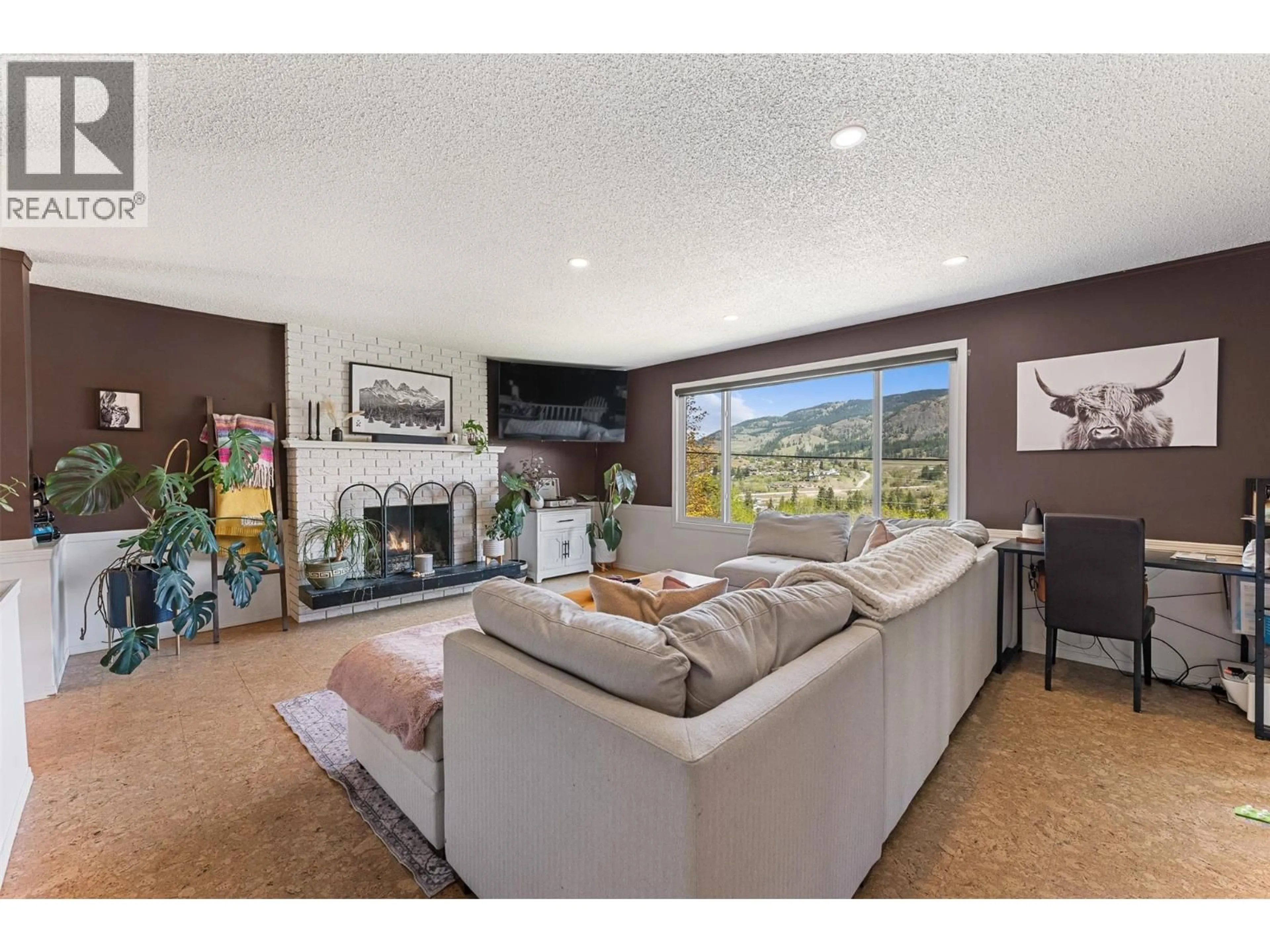 Living room with furniture, unknown for 2114 VERDE VISTA ROAD, Kelowna British Columbia V1P1G5
