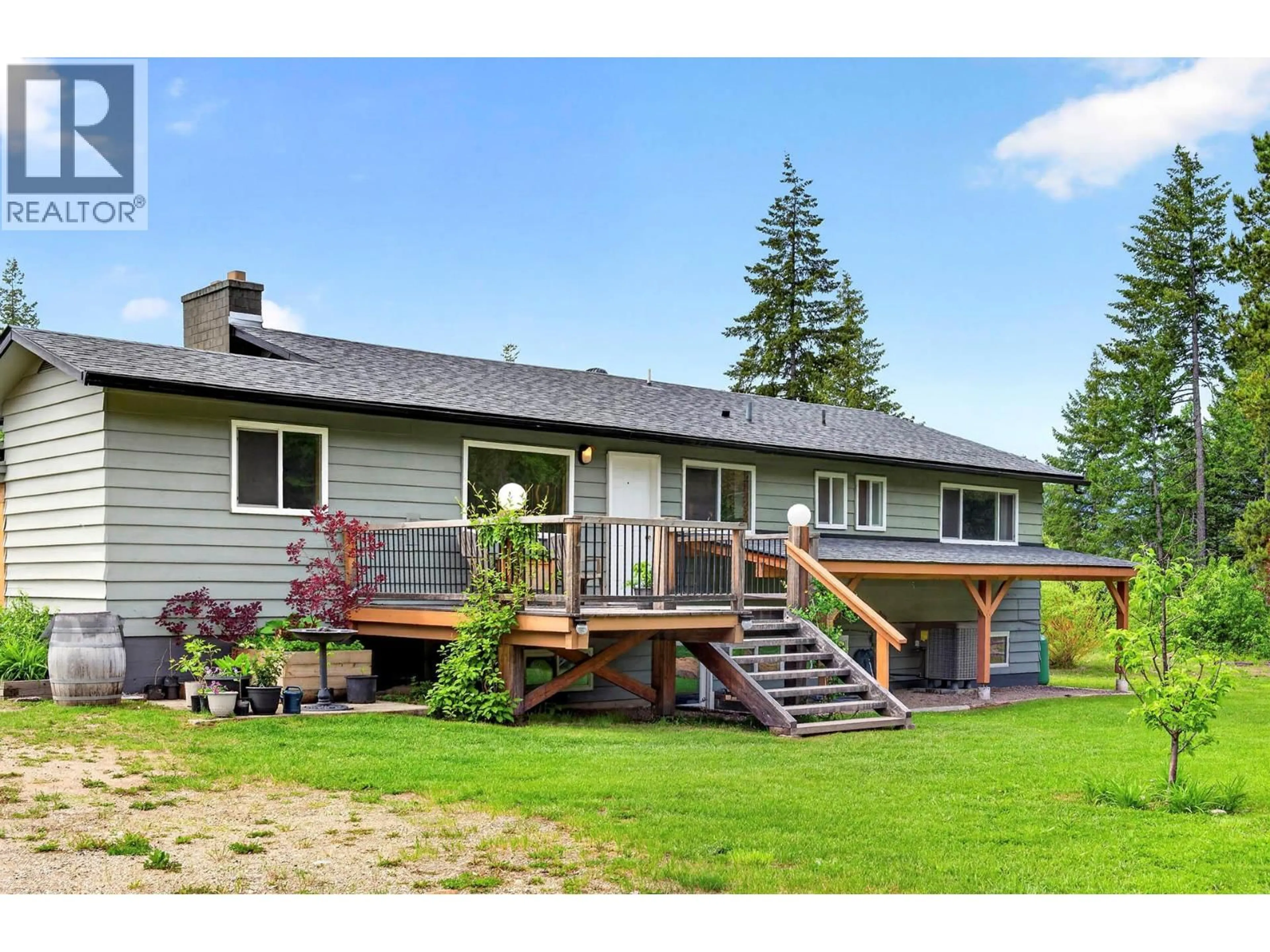 Home with vinyl exterior material, street for 366 JOYCE LANE, Clearwater British Columbia V0E1N1