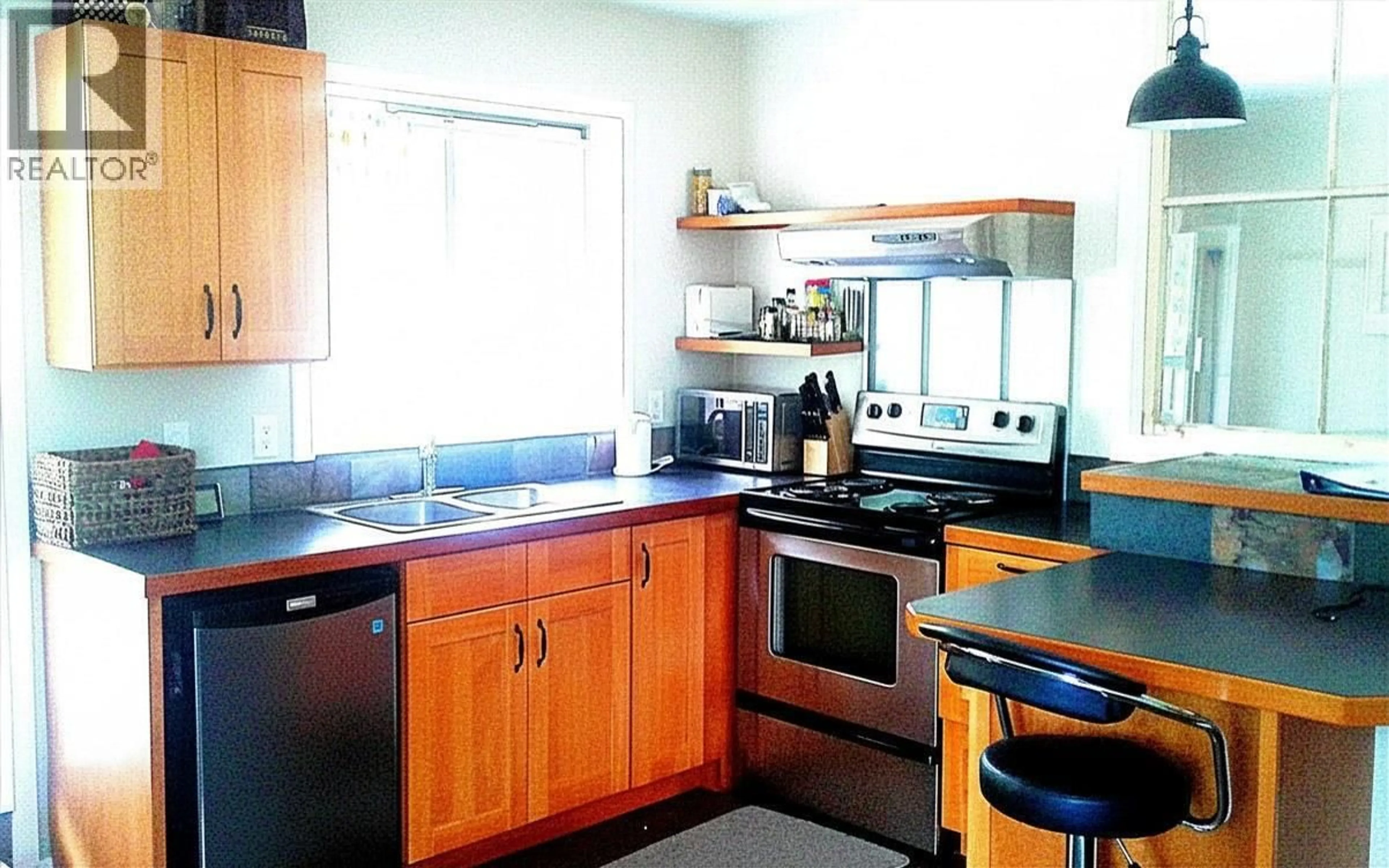 Standard kitchen, unknown for 409 - 1510 NICKLEPLATE ROAD, Rossland British Columbia V0G1Y0