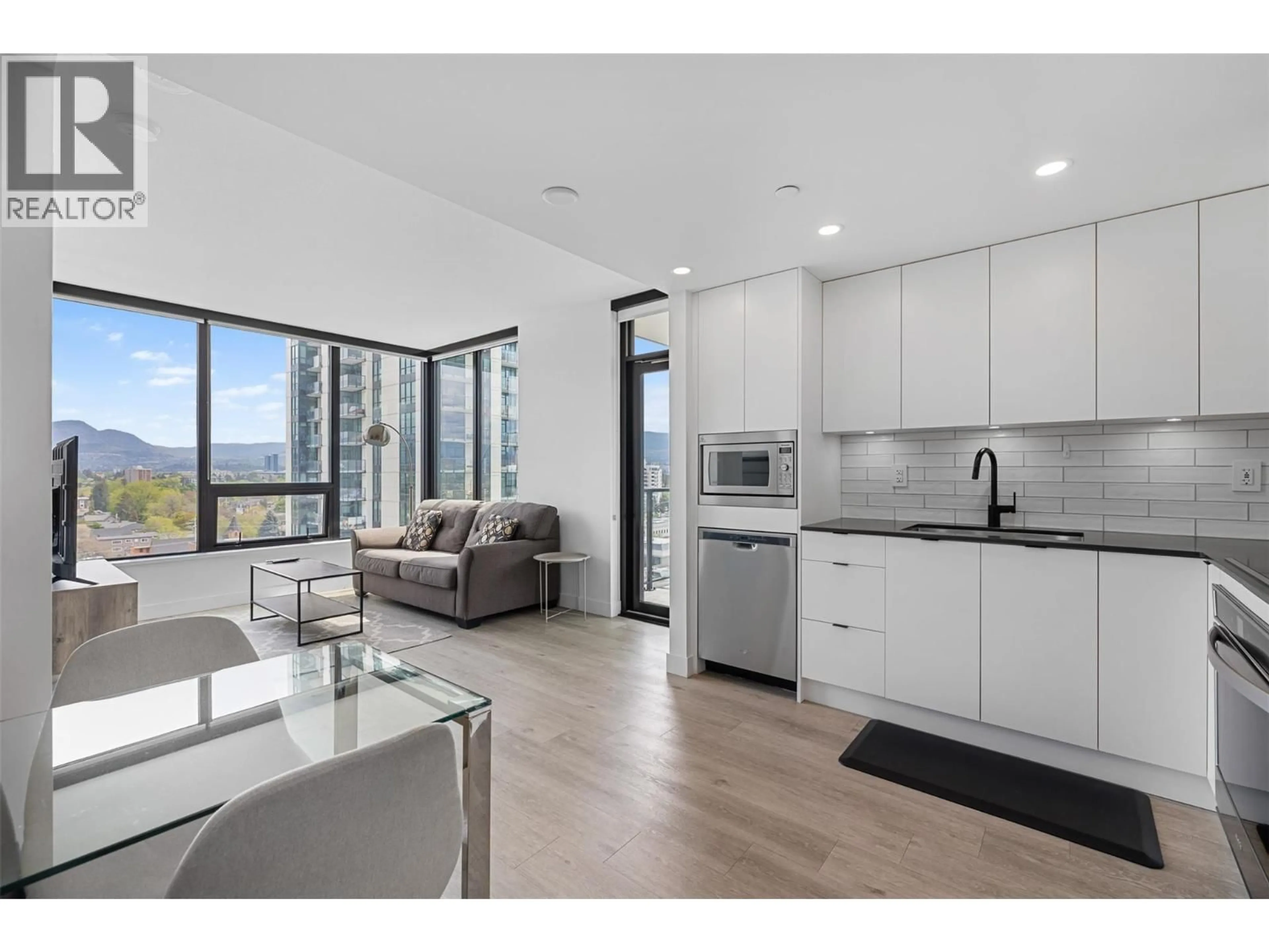 Open concept kitchen, unknown for 1202 - 1471 ST PAUL STREET, Kelowna British Columbia V1Y2E4