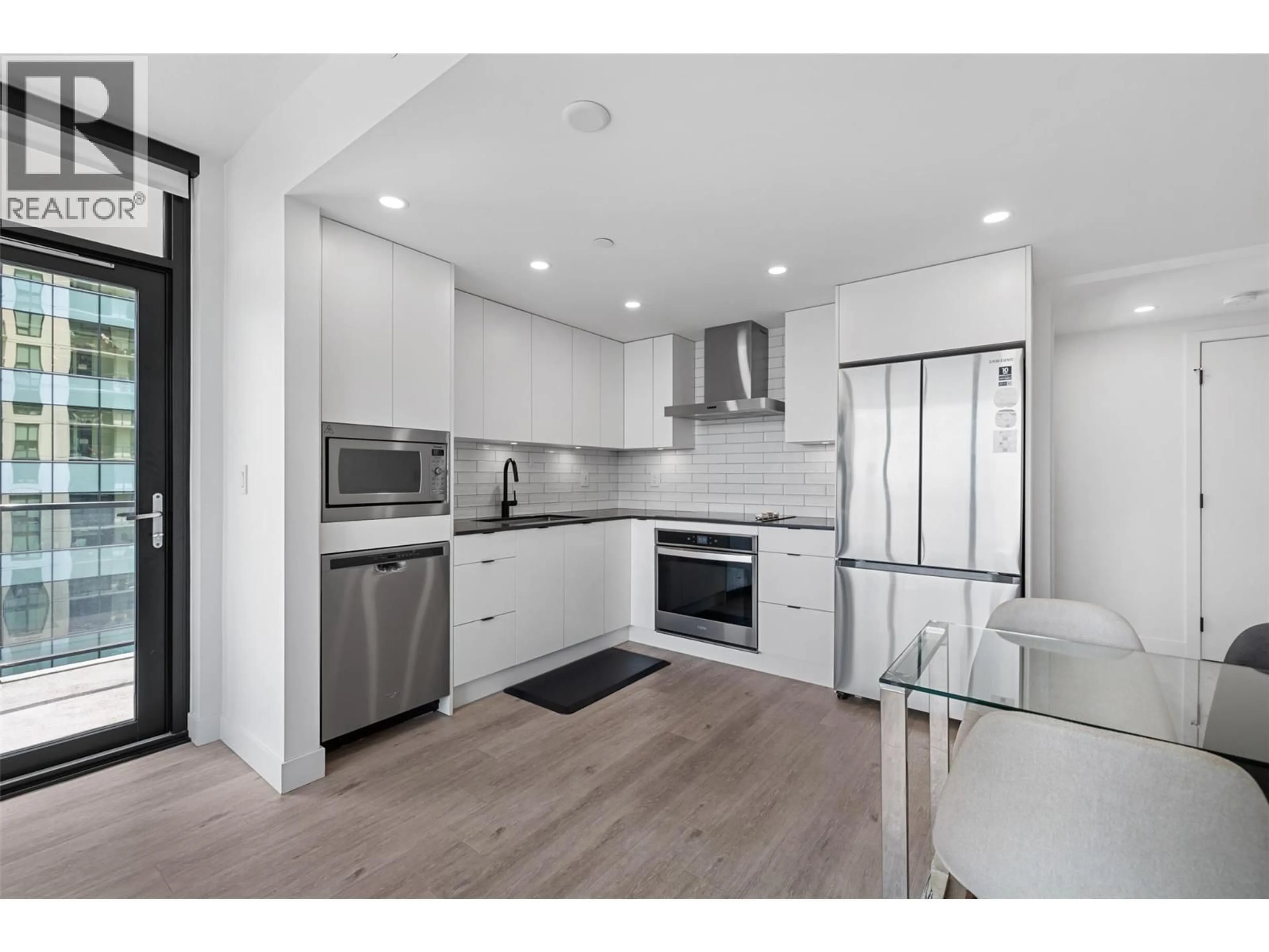 Open concept kitchen, unknown for 1202 - 1471 ST PAUL STREET, Kelowna British Columbia V1Y2E4