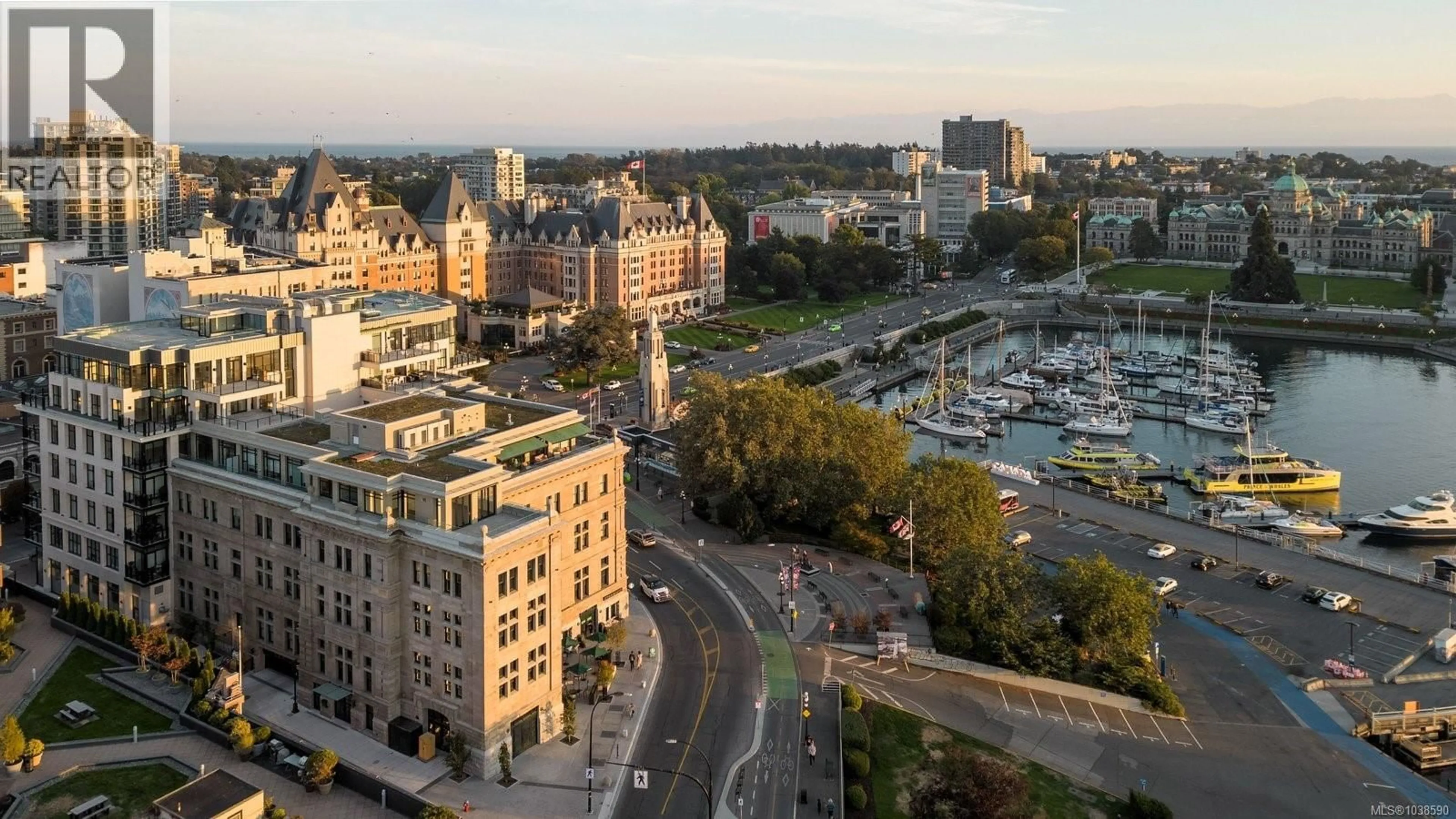 A pic from outside/outdoor area/front of a property/back of a property/a pic from drone, city buildings view from balcony for 501 - 888 GOVERNMENT STREET, Victoria British Columbia V8W0G5