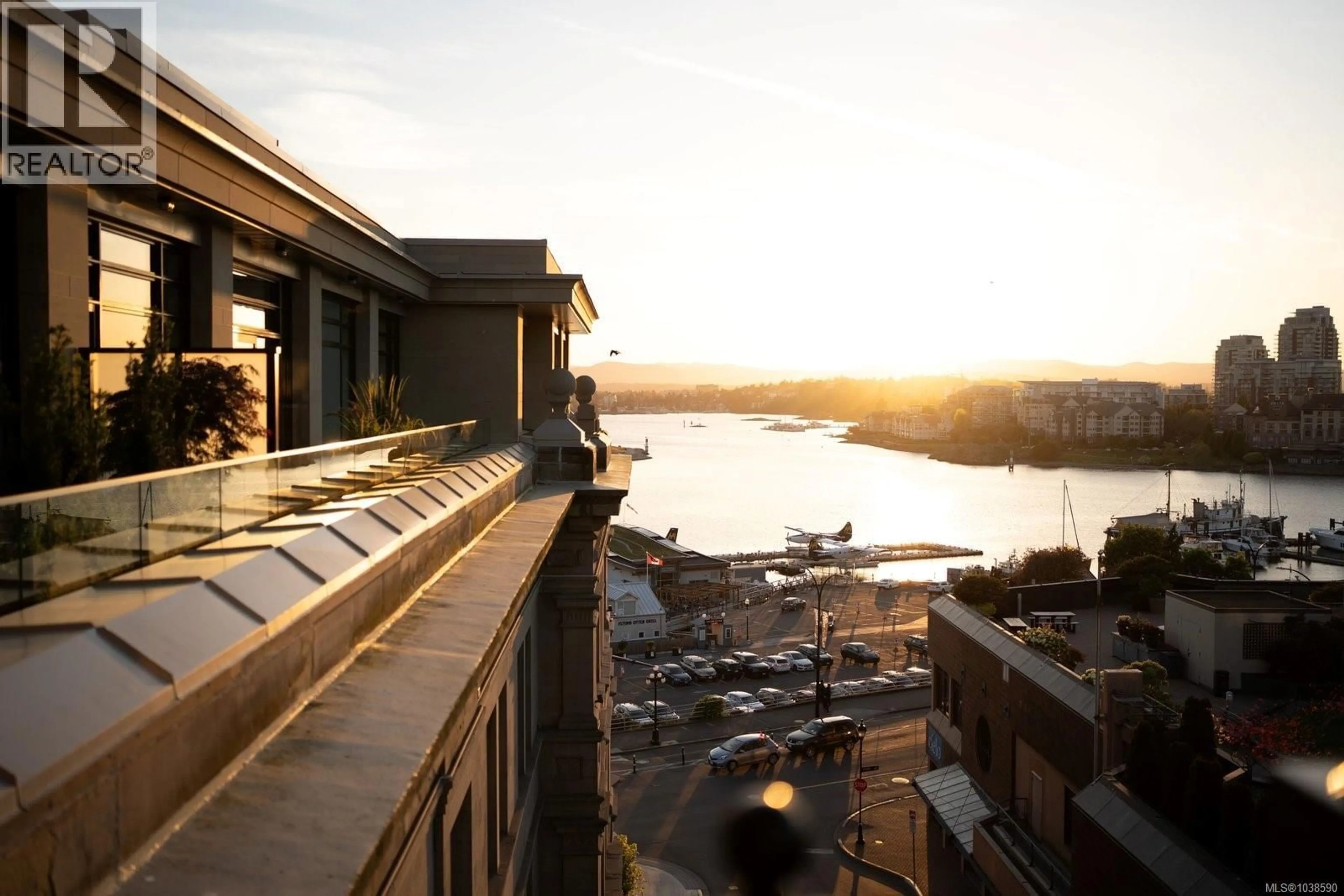 Patio, water/lake/river/ocean view for 501 - 888 GOVERNMENT STREET, Victoria British Columbia V8W0G5