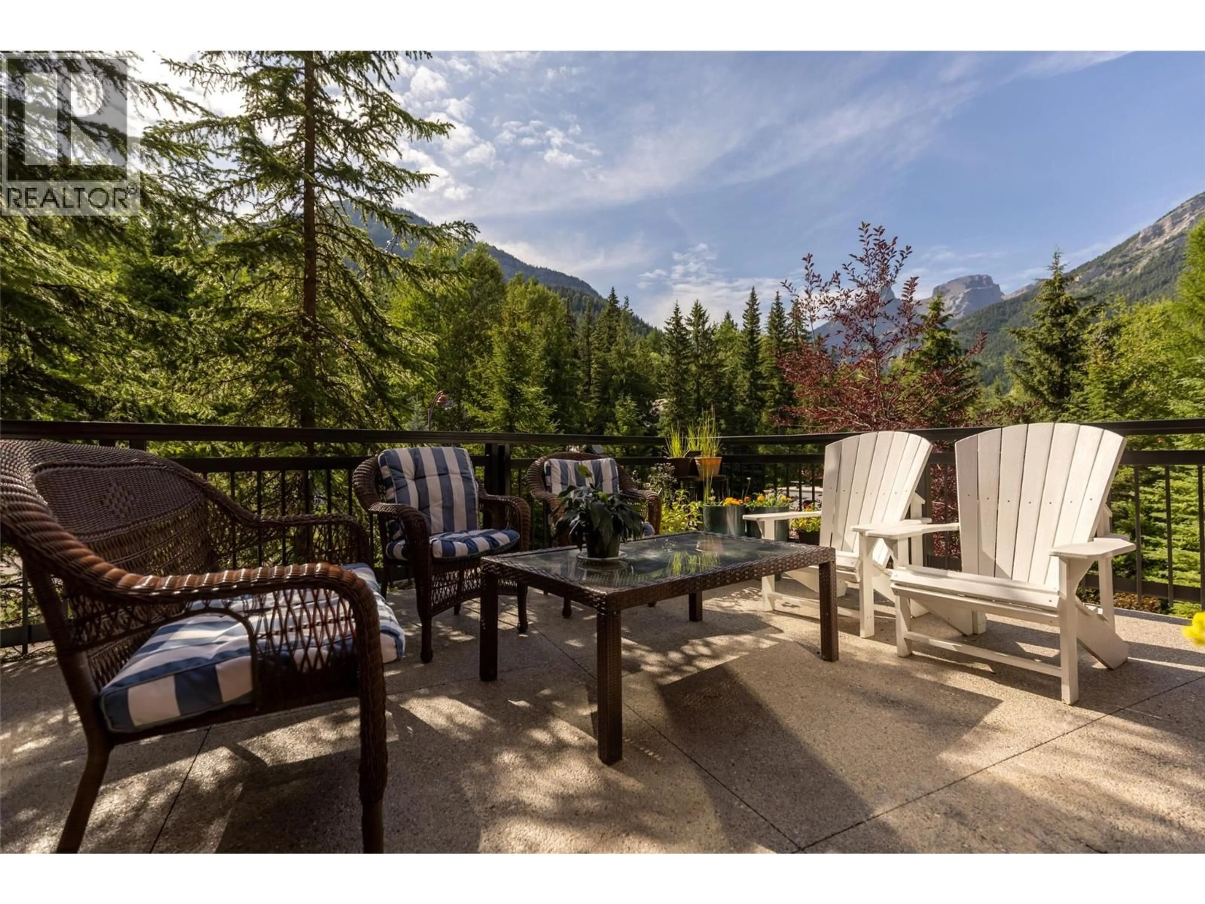 Patio, mountain view for 20 ALPINE TRAILS CRESCENT, Fernie British Columbia V0B1M5