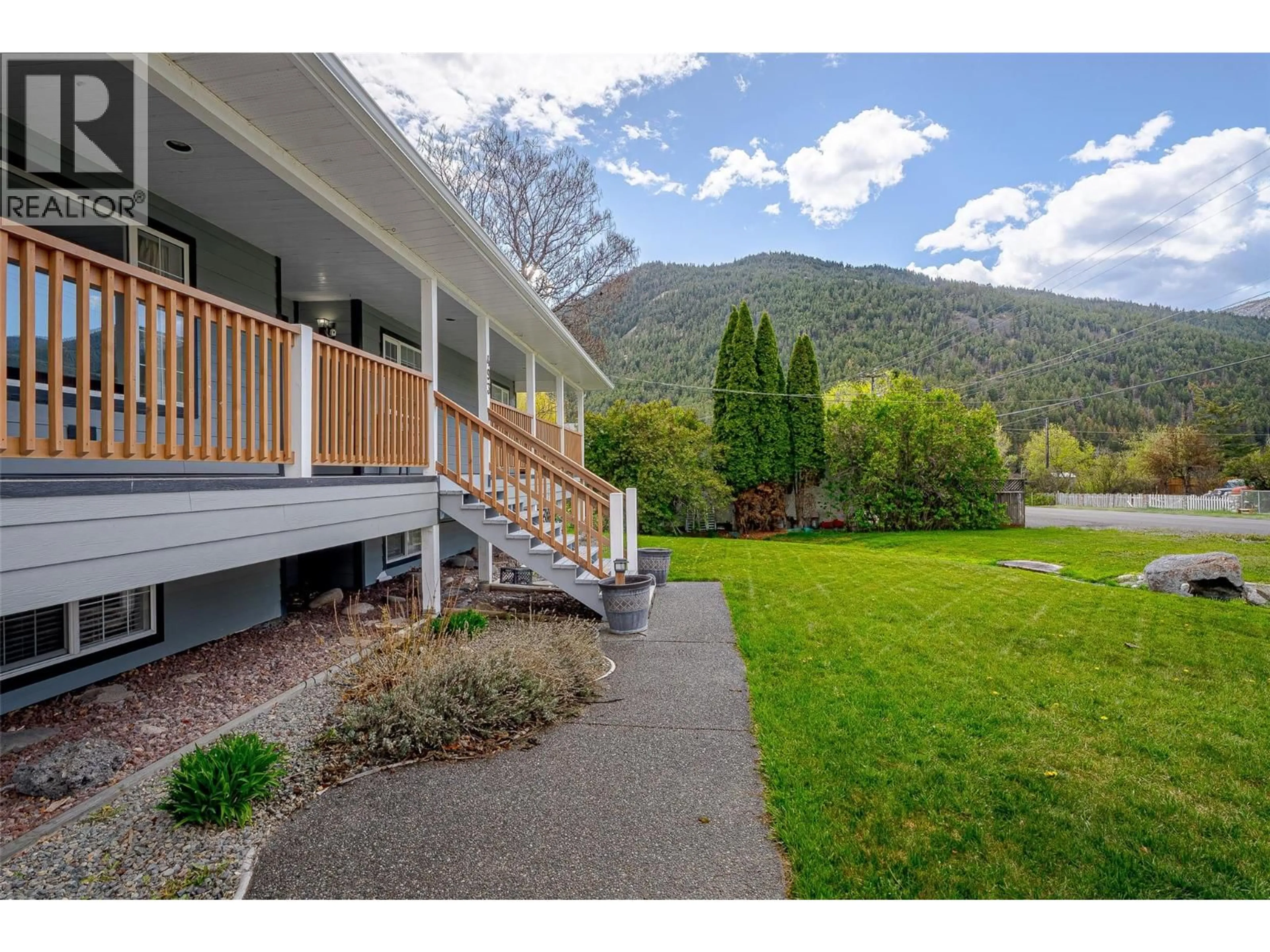 A pic from outside/outdoor area/front of a property/back of a property/a pic from drone, mountain view for 493 MARSHALL ROAD, Merritt British Columbia V1K1N5