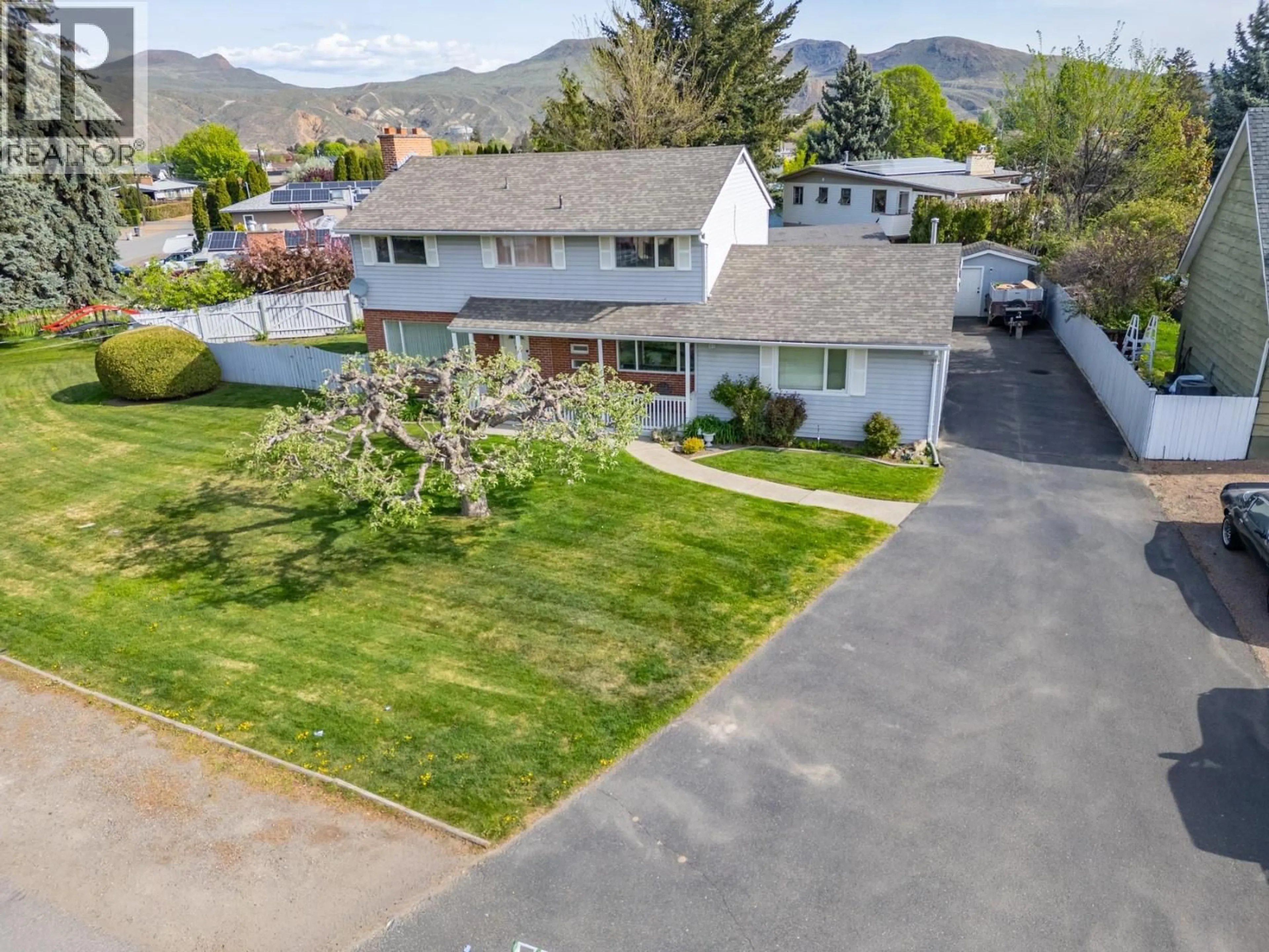 A pic from outside/outdoor area/front of a property/back of a property/a pic from drone, mountain view for 751 RIDGEVIEW TERRACE, Kamloops British Columbia V2B4G8