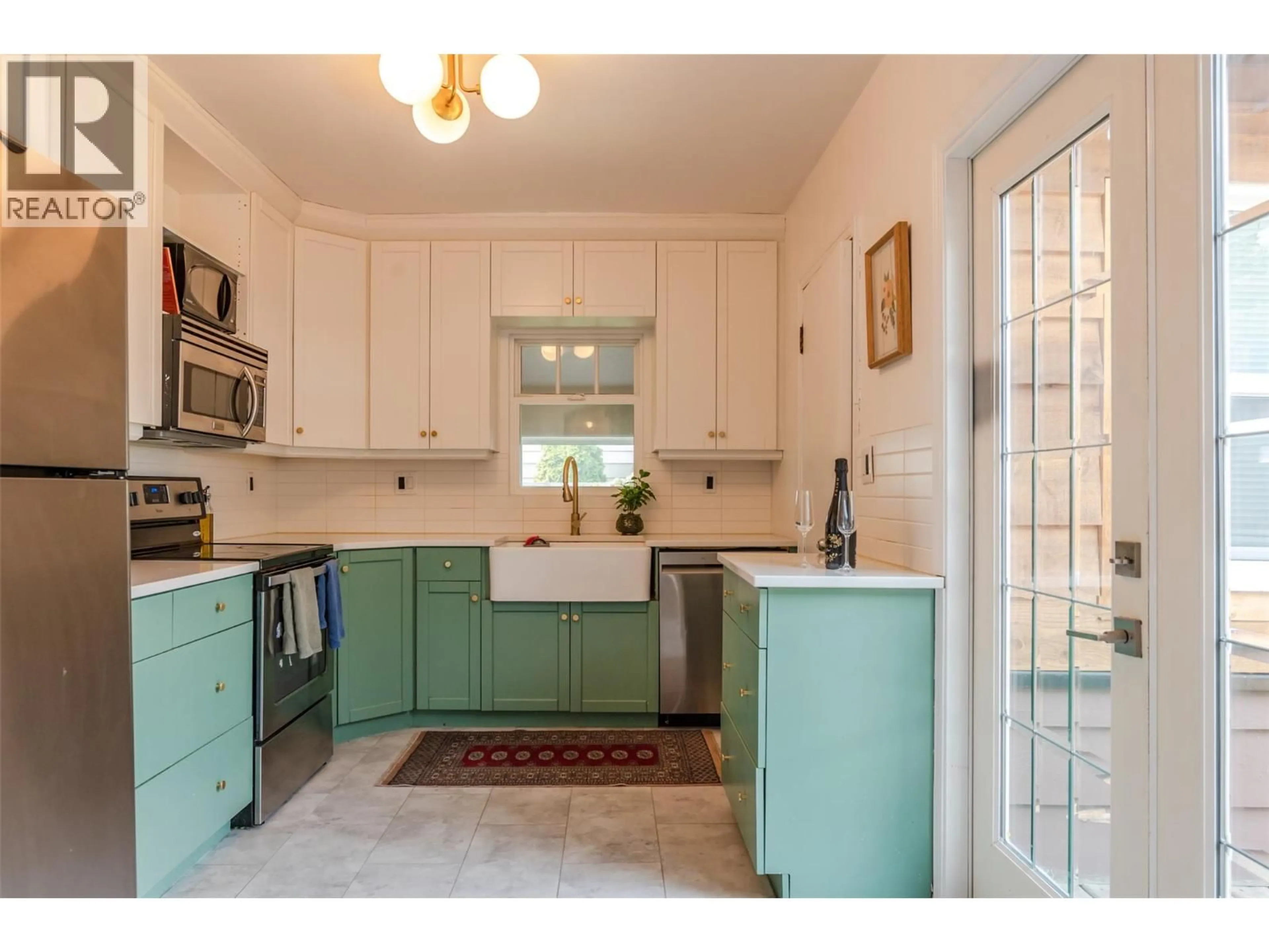 Unknown for 1045 MANITOBA STREET, Penticton British Columbia V2A4Z8