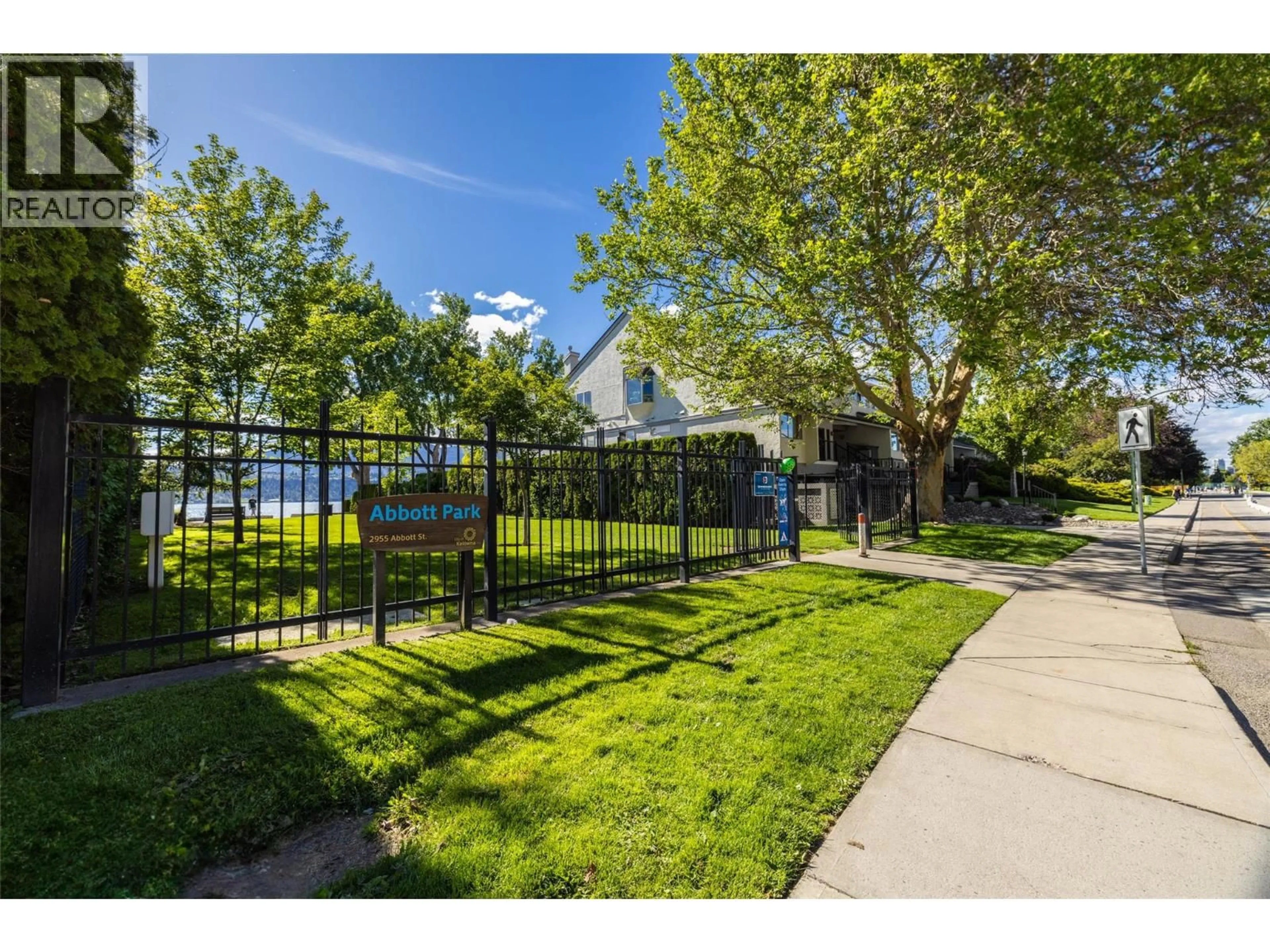 Unknown for 305 - 2901 ABBOTT STREET, Kelowna British Columbia V1Y1G7