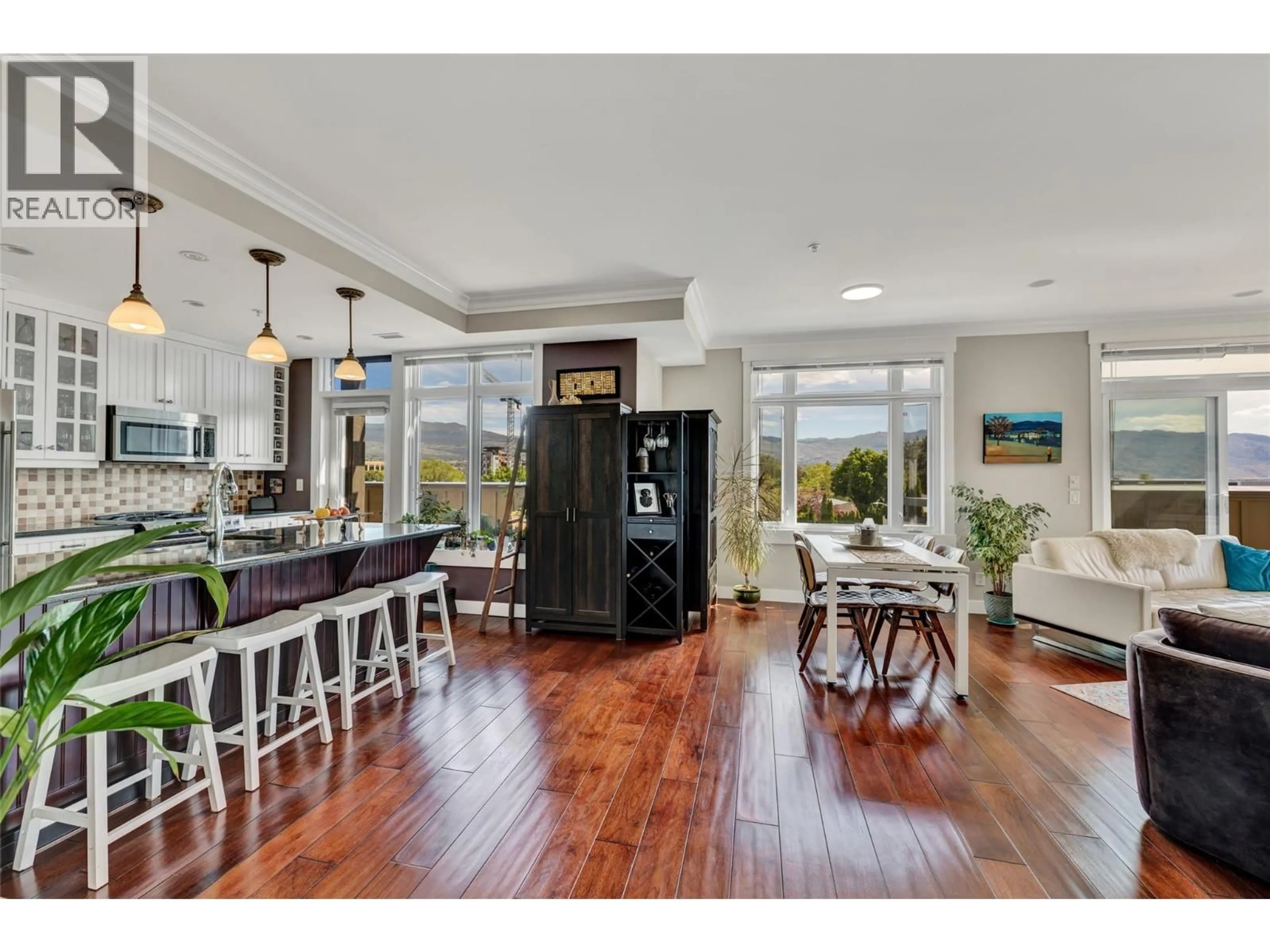 Open concept kitchen, unknown for 305 - 2901 ABBOTT STREET, Kelowna British Columbia V1Y1G7