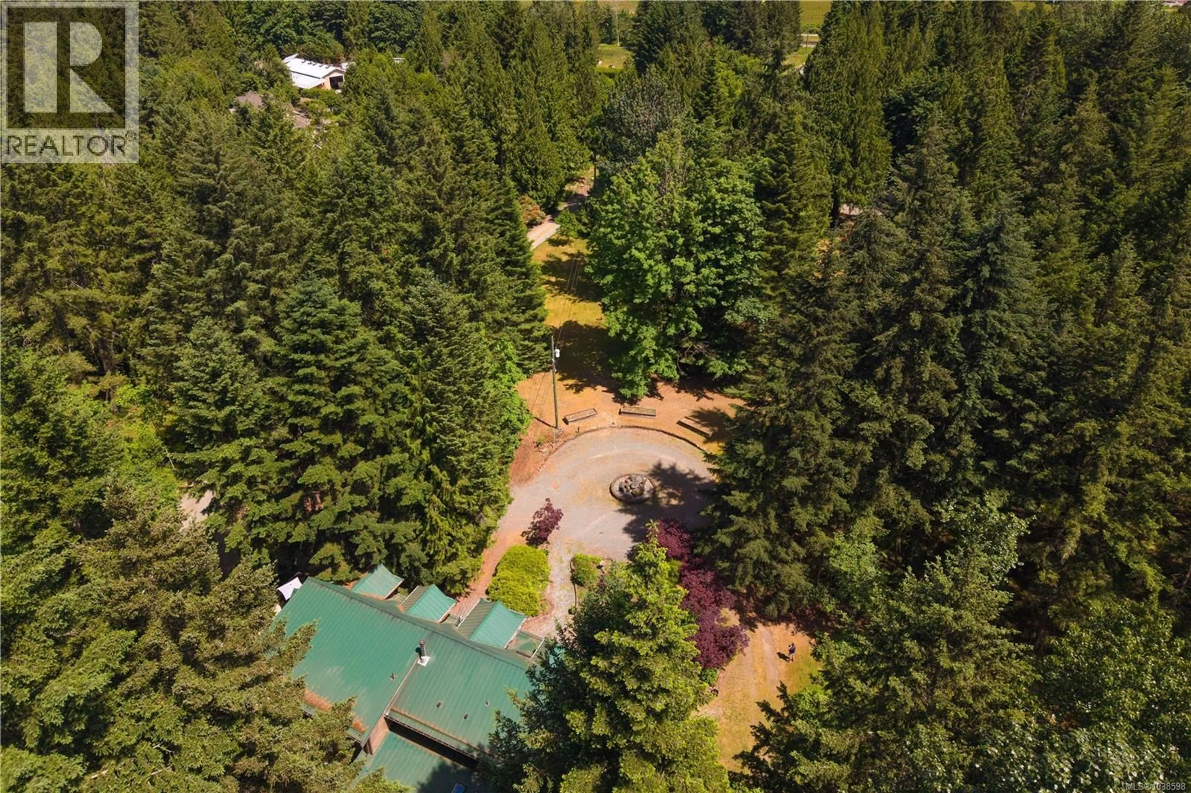 A pic from outside/outdoor area/front of a property/back of a property/a pic from drone, forest/trees view for 1880 FOREST HILL PLACE, Nanaimo British Columbia V9X1T2