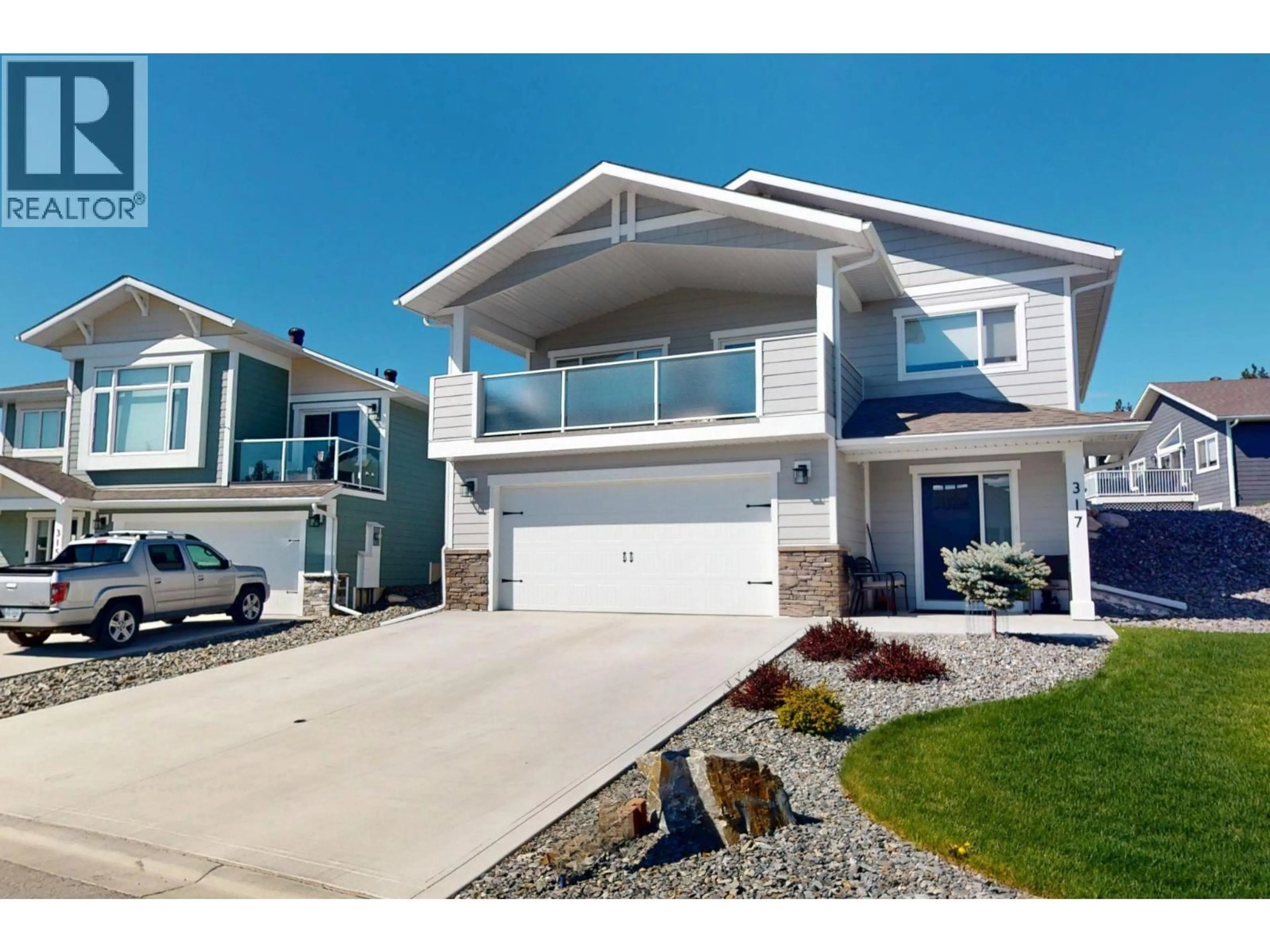Home with vinyl exterior material, street for 317 LEGACY LOOKOUT, Cranbrook British Columbia V1C0E4