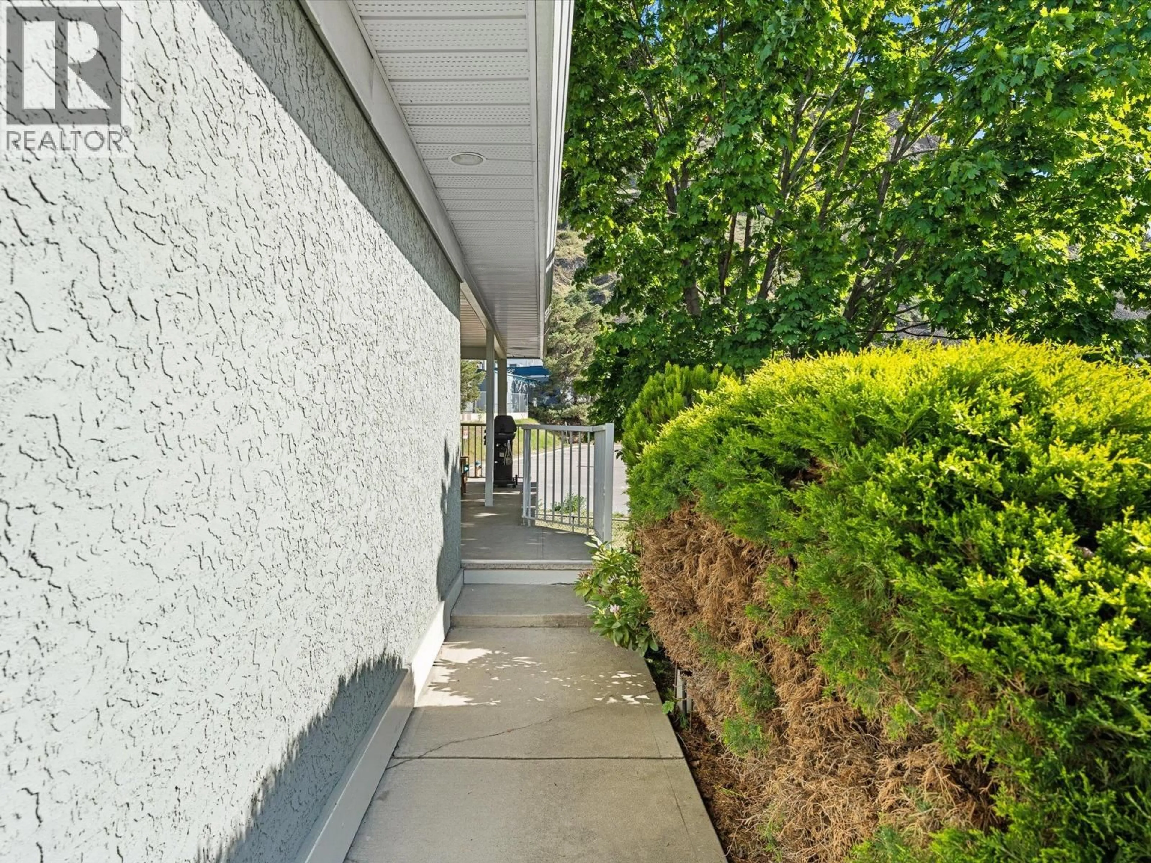 Patio, street for 2739 RIFFINGTON PLACE, West Kelowna British Columbia V1Z3L1