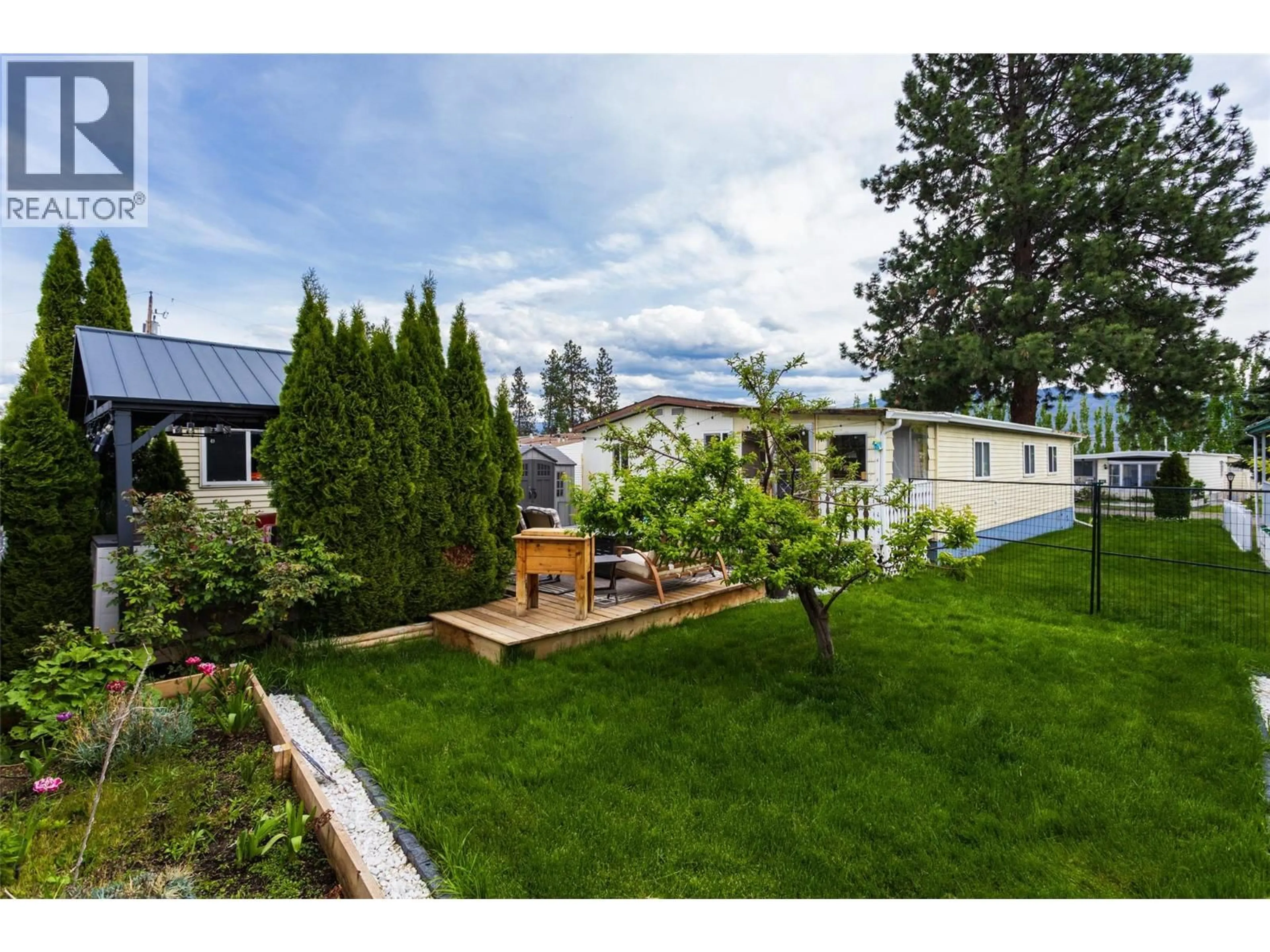 Patio, mountain view for 159 - 1880 OLD BOUCHERIE ROAD, West Kelowna British Columbia V4T1Z3
