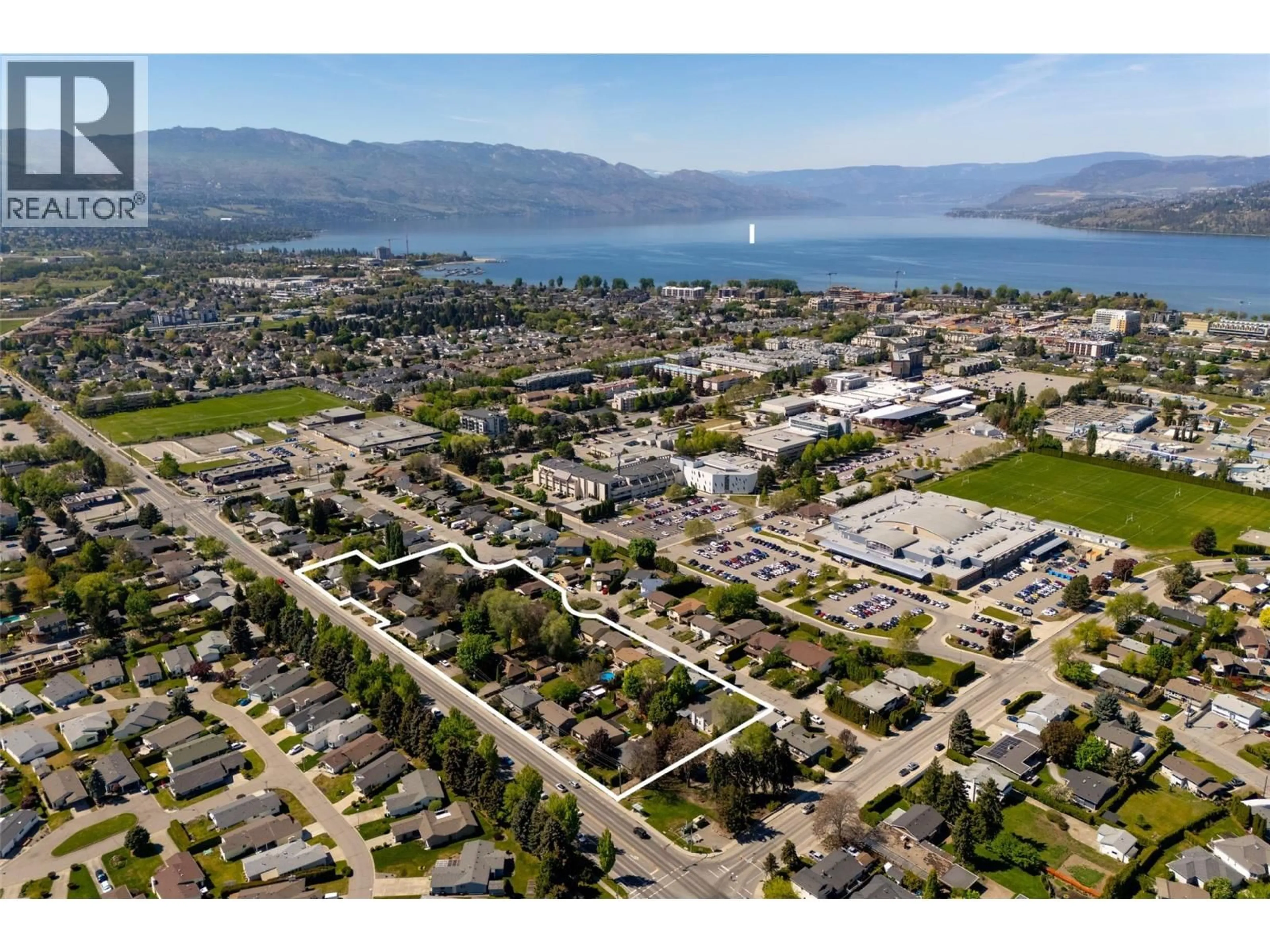 A pic from outside/outdoor area/front of a property/back of a property/a pic from drone, mountain view for 2930 GORDON DRIVE, Kelowna British Columbia V1W3R3