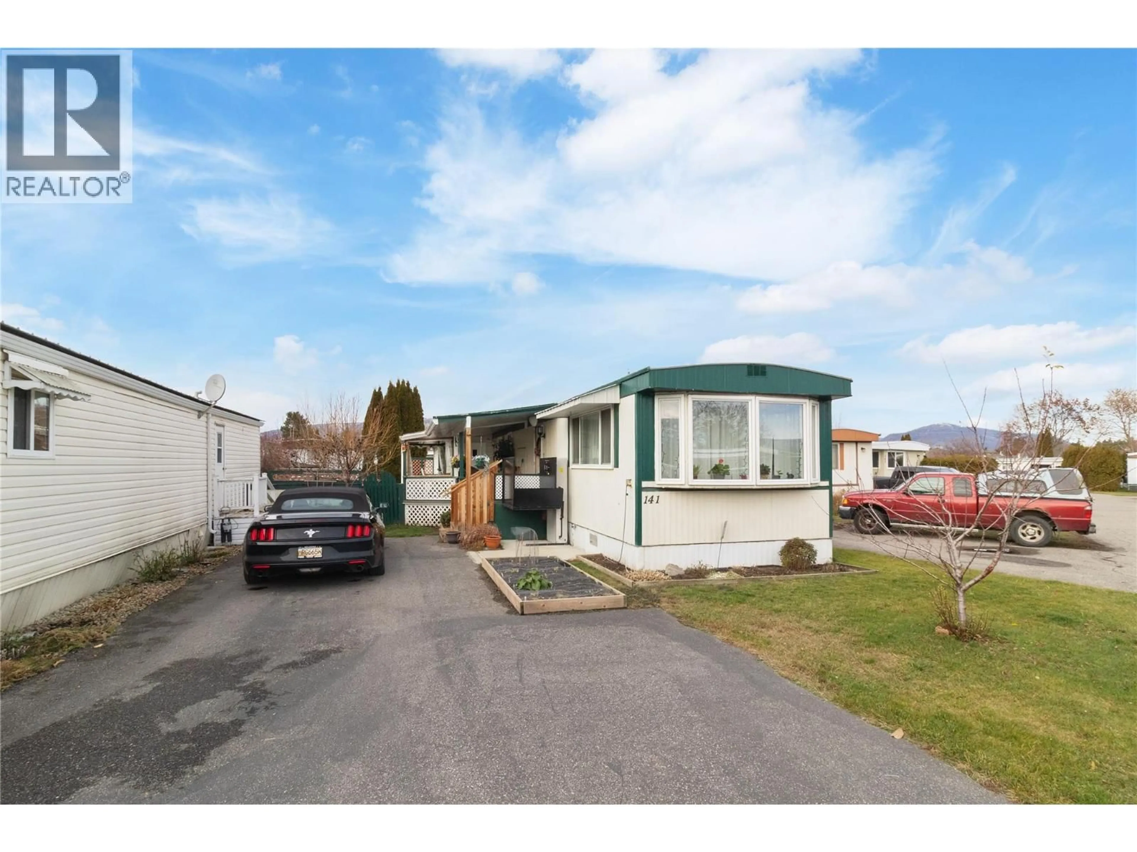 Unknown for 141 - 3745 LAKESHORE ROAD, Kelowna British Columbia V1W3K4