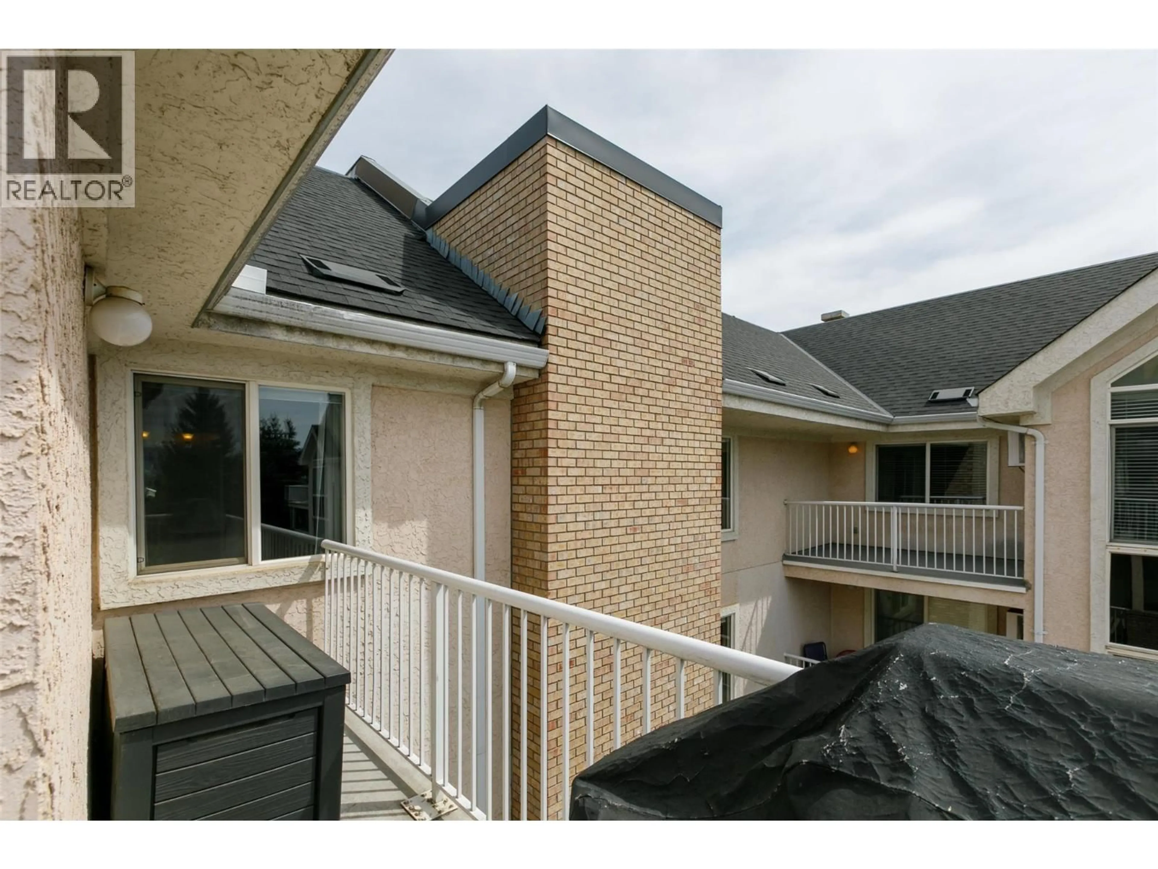 Patio, unknown for 313 - 400 SUTTON CRESCENT, Kelowna British Columbia V1V1Y3