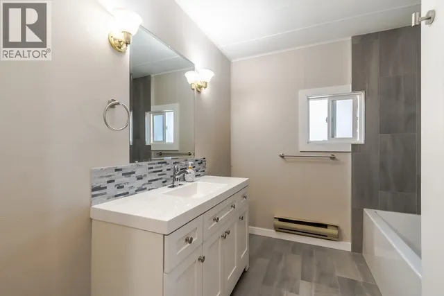 57 12TH AVENUE, Lillooet 5