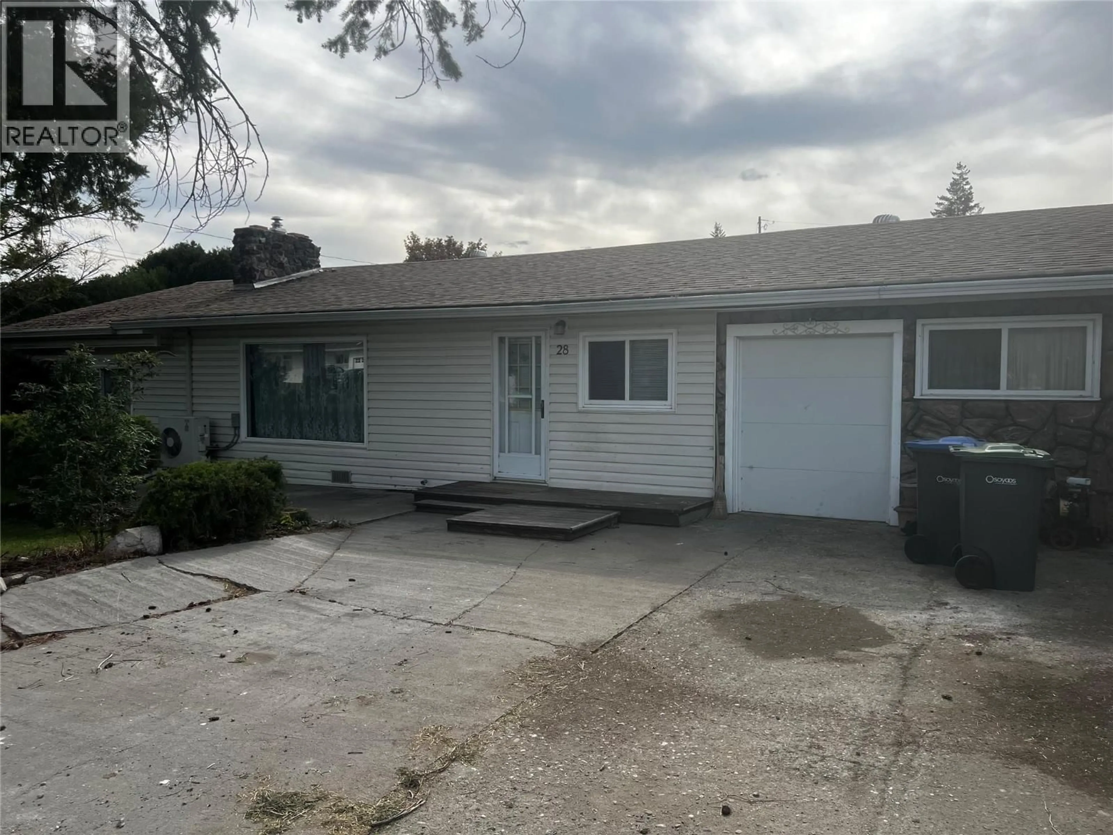 Home with vinyl exterior material, street for 28 WILLOW CRESCENT, Osoyoos British Columbia V0H1V5