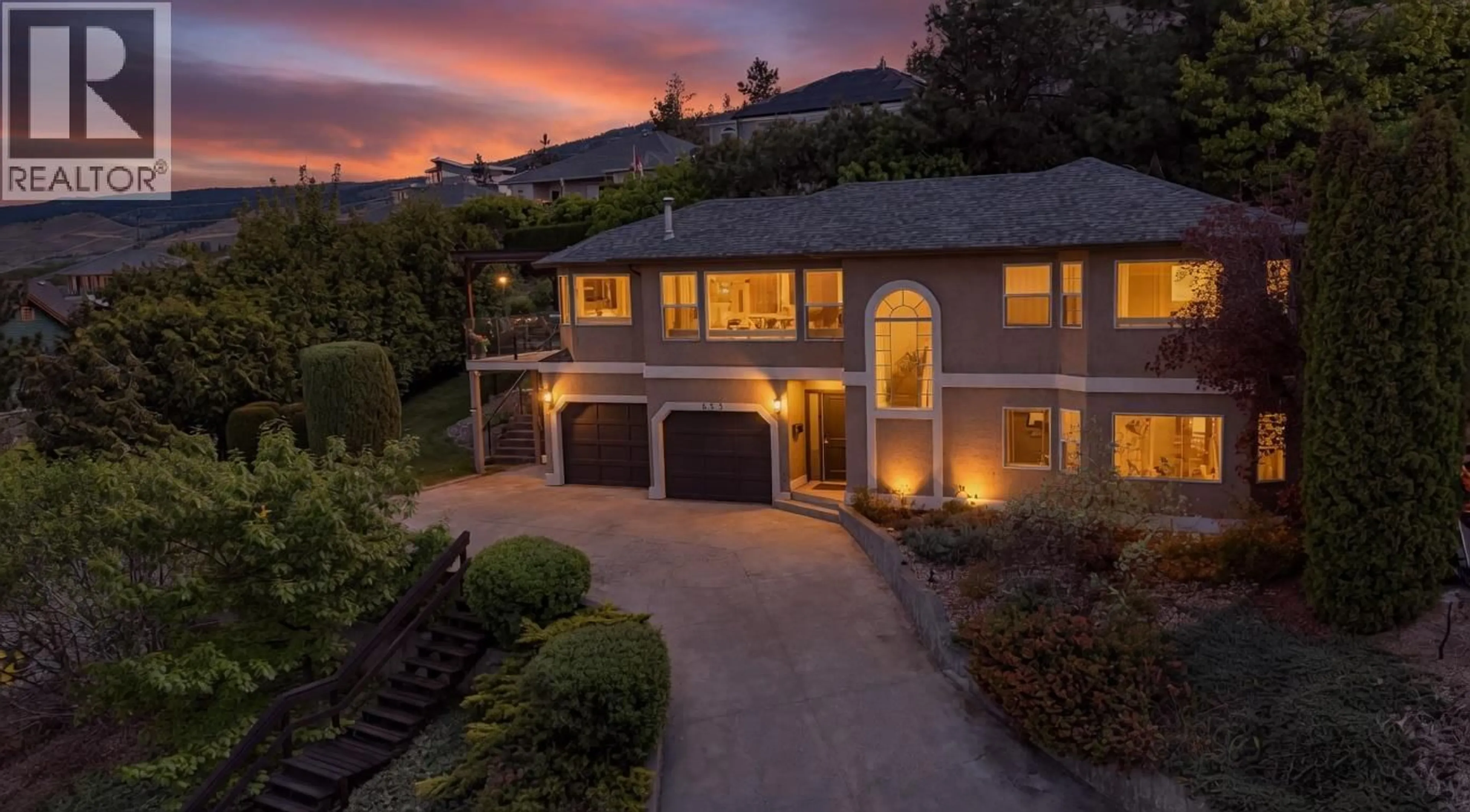 A pic from outside/outdoor area/front of a property/back of a property/a pic from drone, mountain view for 853 TOOVEY ROAD, Kelowna British Columbia V1X6R2