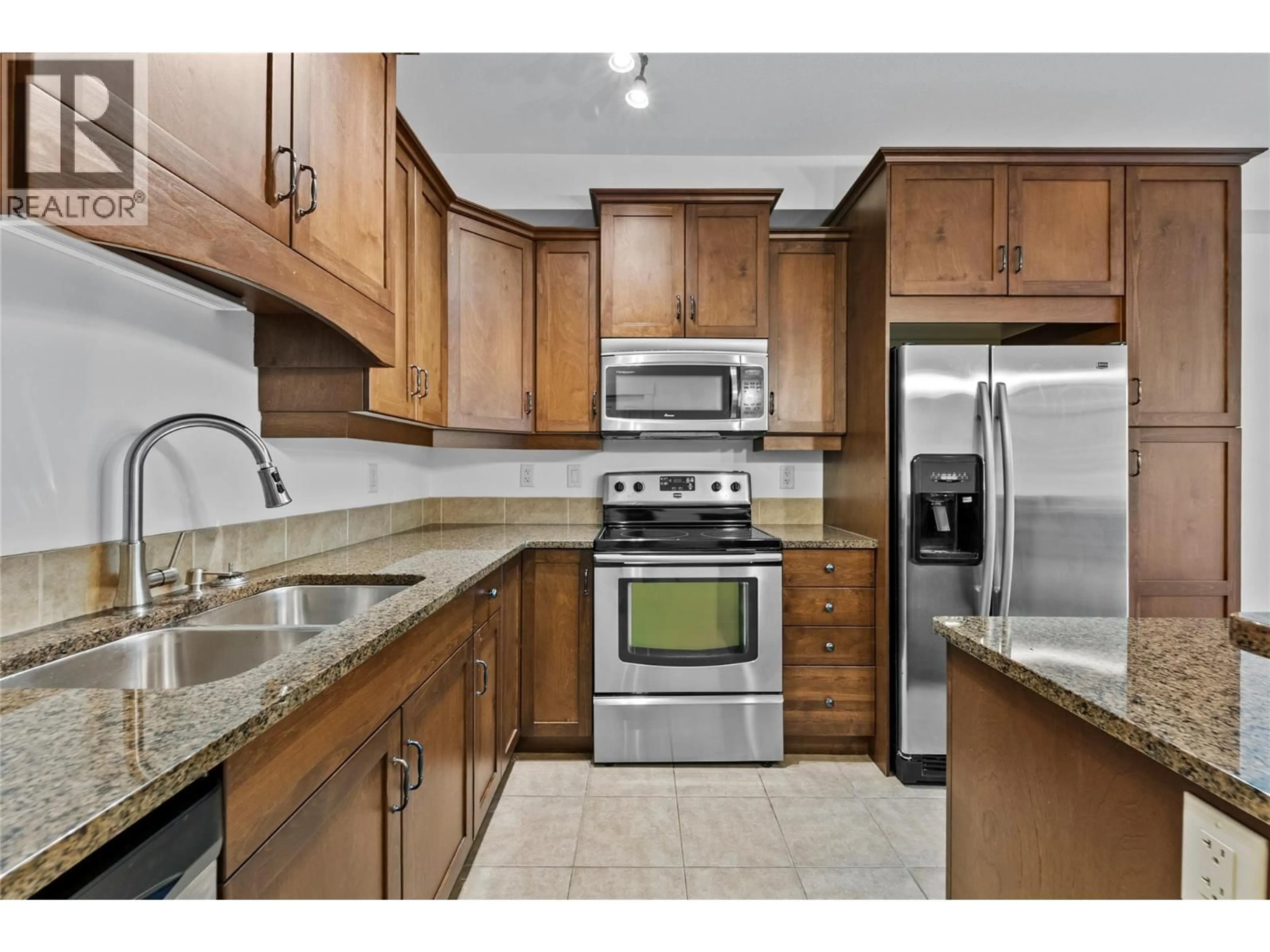 Standard kitchen, ceramic/tile floor for 204 - 795 MCGILL ROAD, Kamloops British Columbia V2C0B9