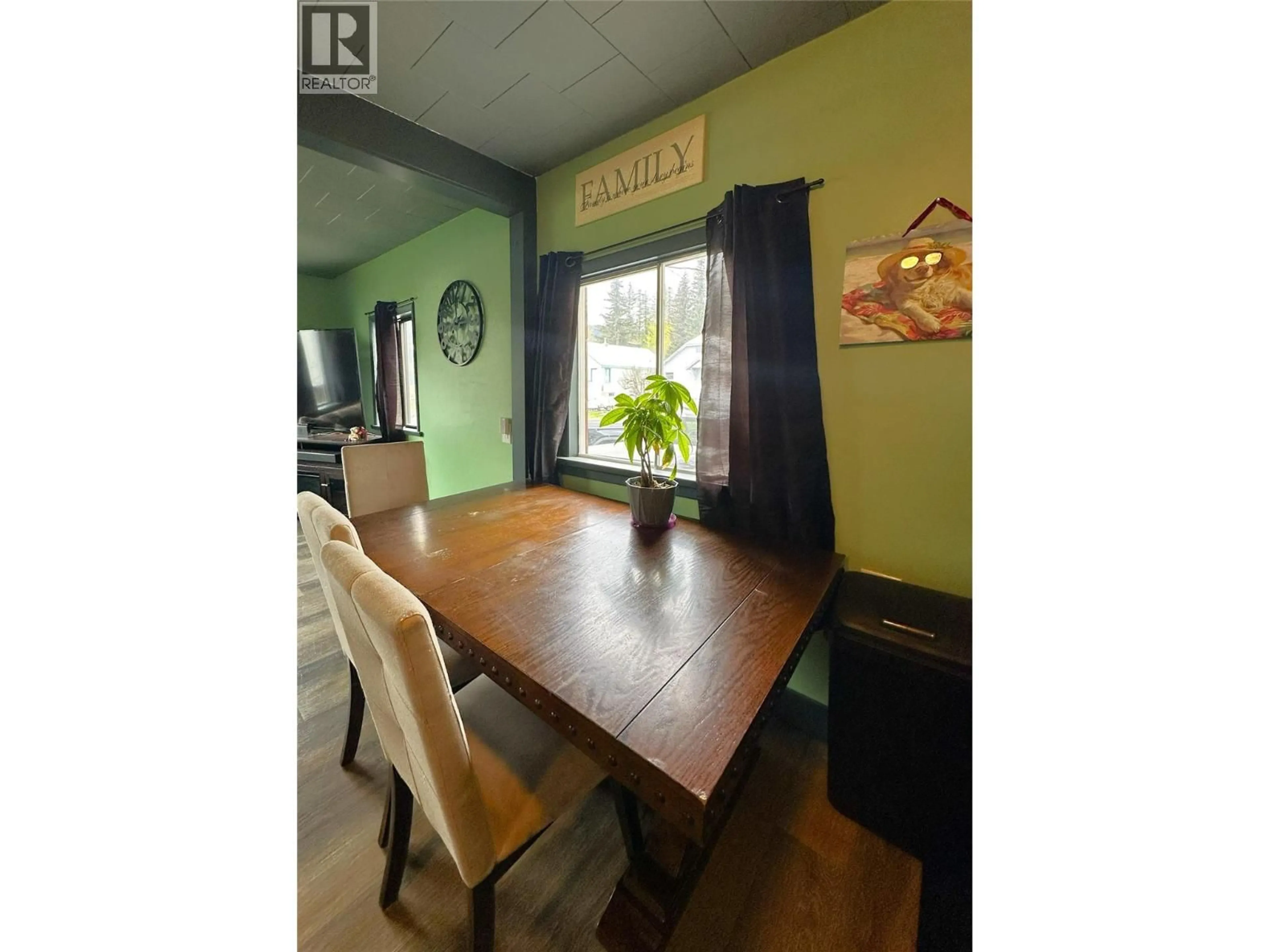 Dining room, wood/laminate floor for 230 CRANBROOK STREET, Kimberley British Columbia V1A2P1