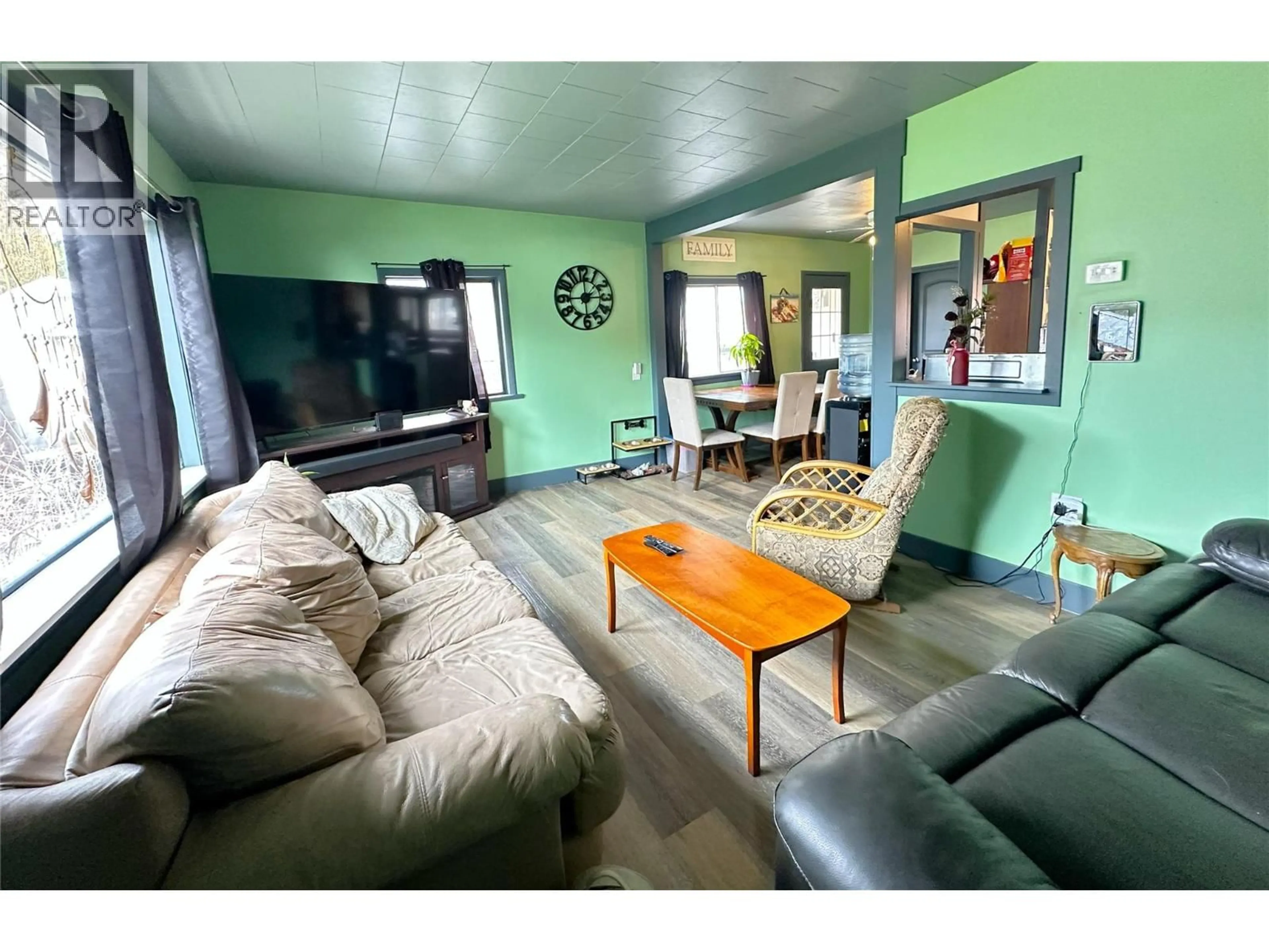 Living room with furniture, unknown for 230 CRANBROOK STREET, Kimberley British Columbia V1A2P1