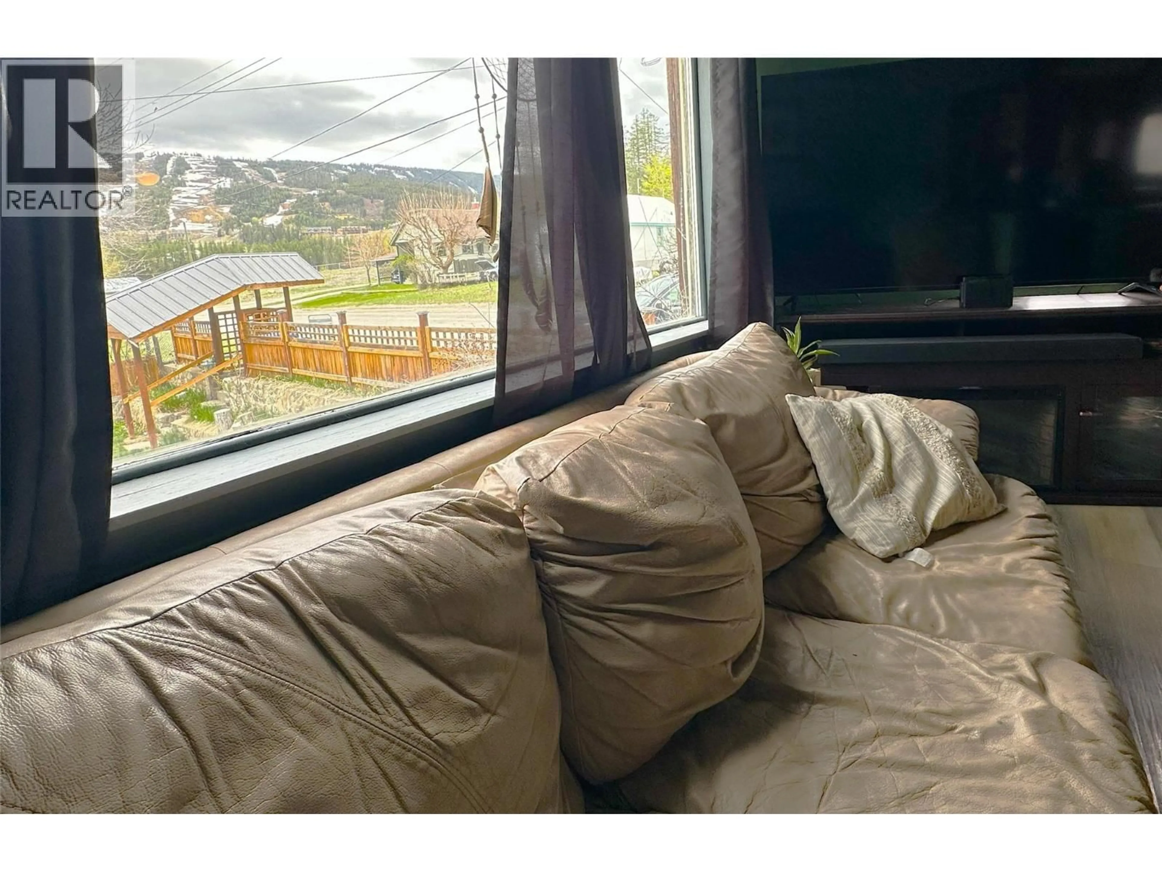 A pic of a room for 230 CRANBROOK STREET, Kimberley British Columbia V1A2P1