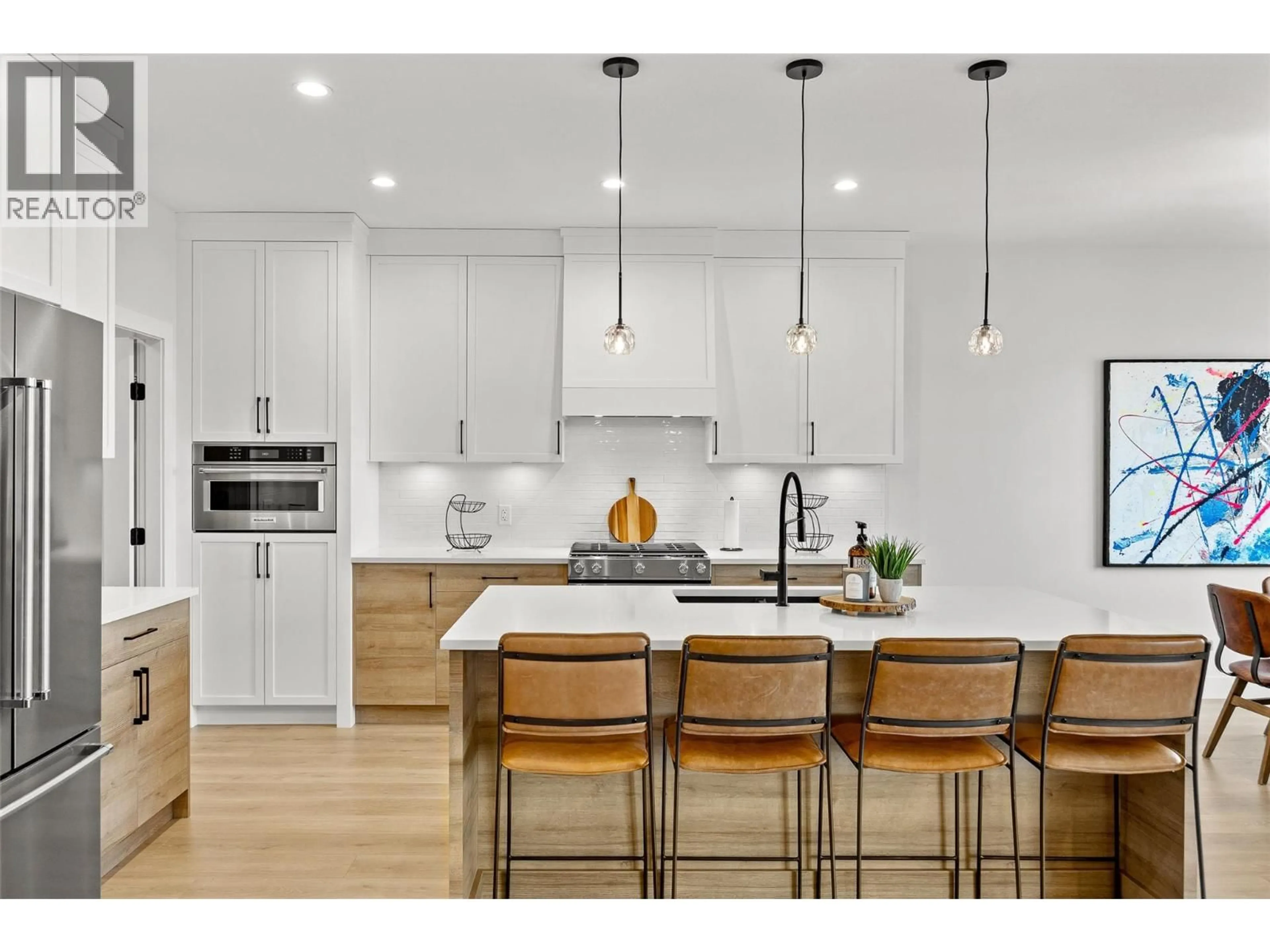 Contemporary kitchen, unknown for 13 - 796 KUIPERS CRESCENT, Kelowna British Columbia V1W5C9