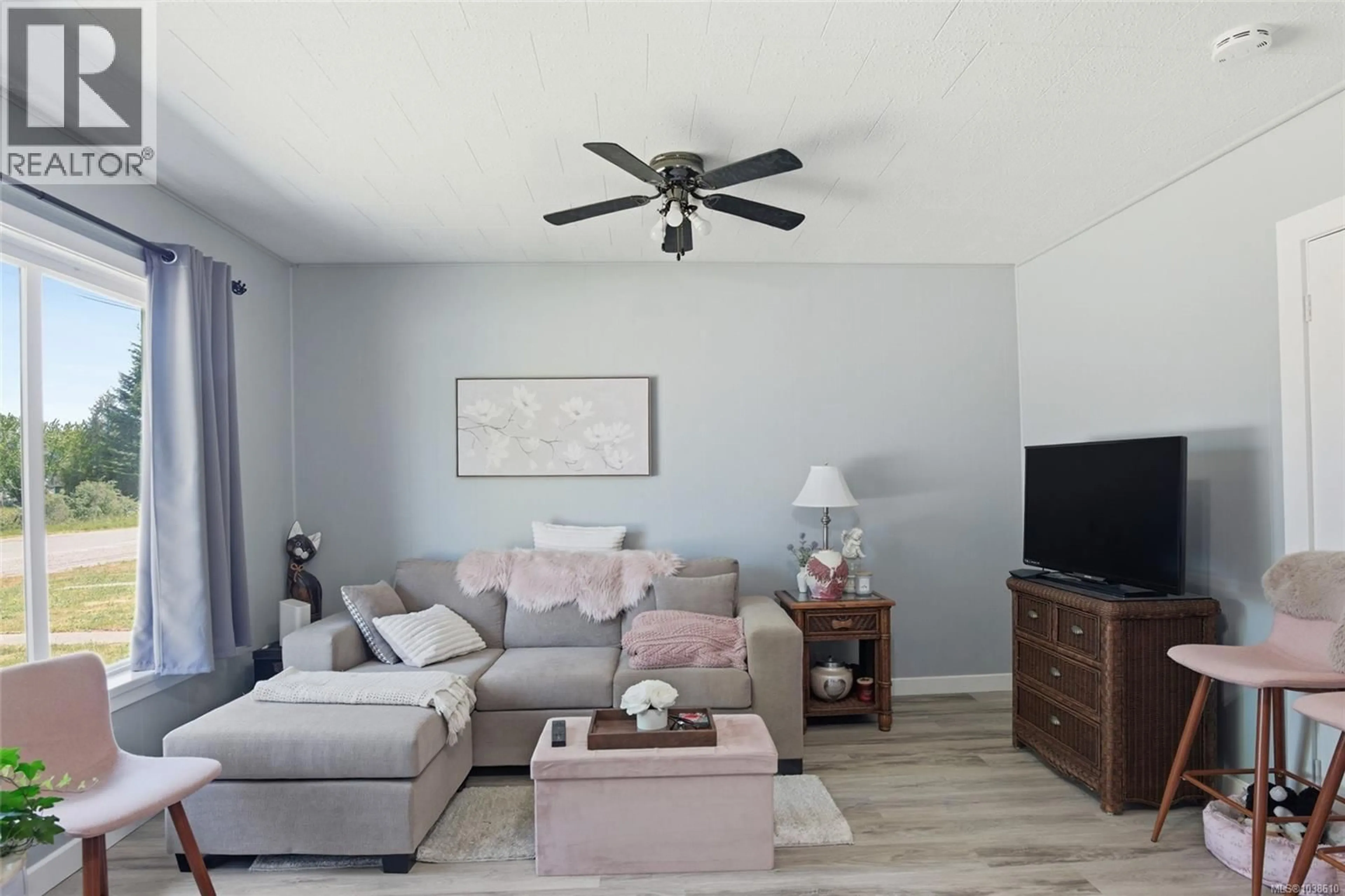 Living room with furniture, unknown for 5148 MARY STREET, Port Alberni British Columbia V9Y7H4